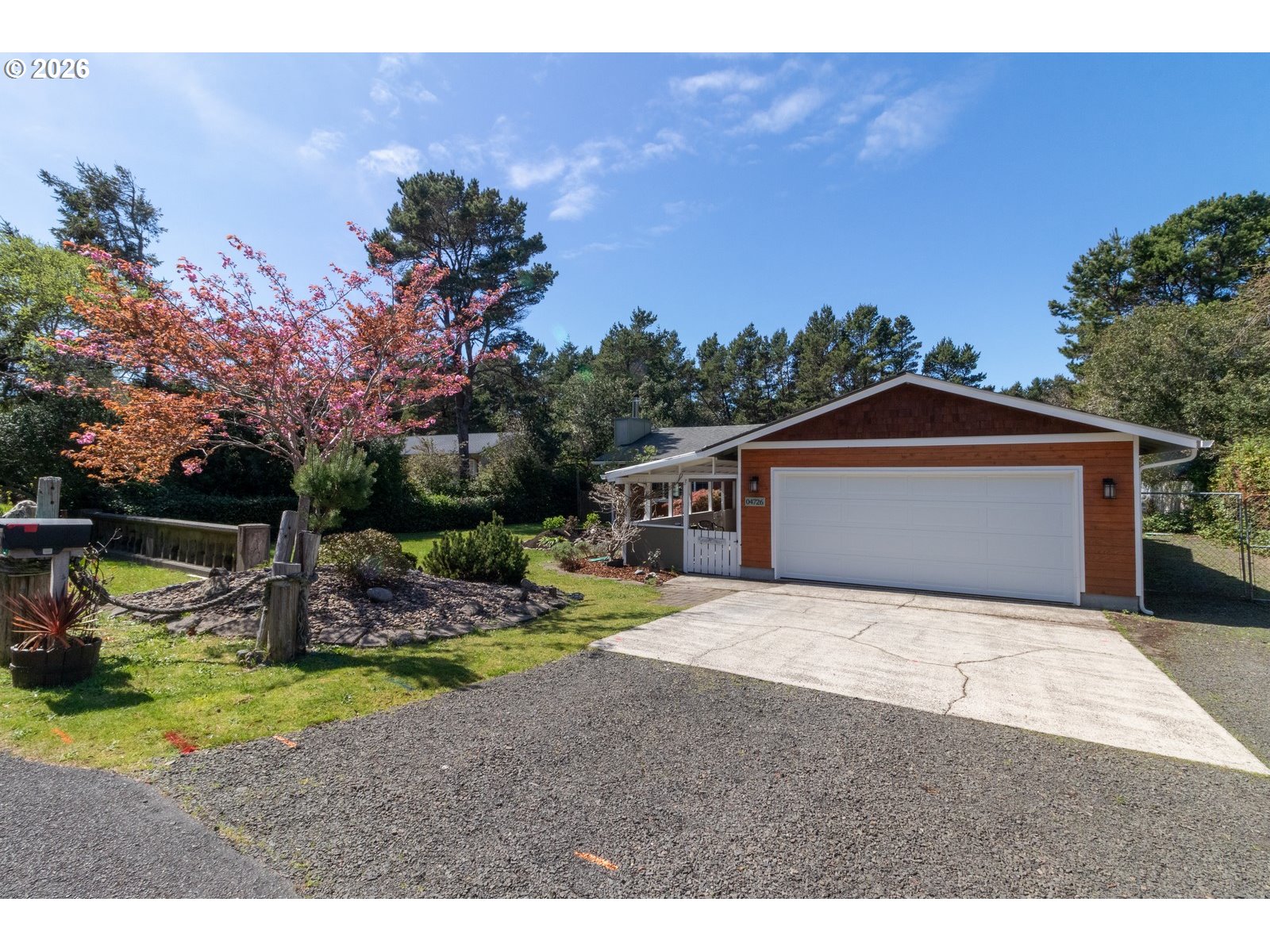 4726 SEA BREEZE LN, Florence, OR, 97439