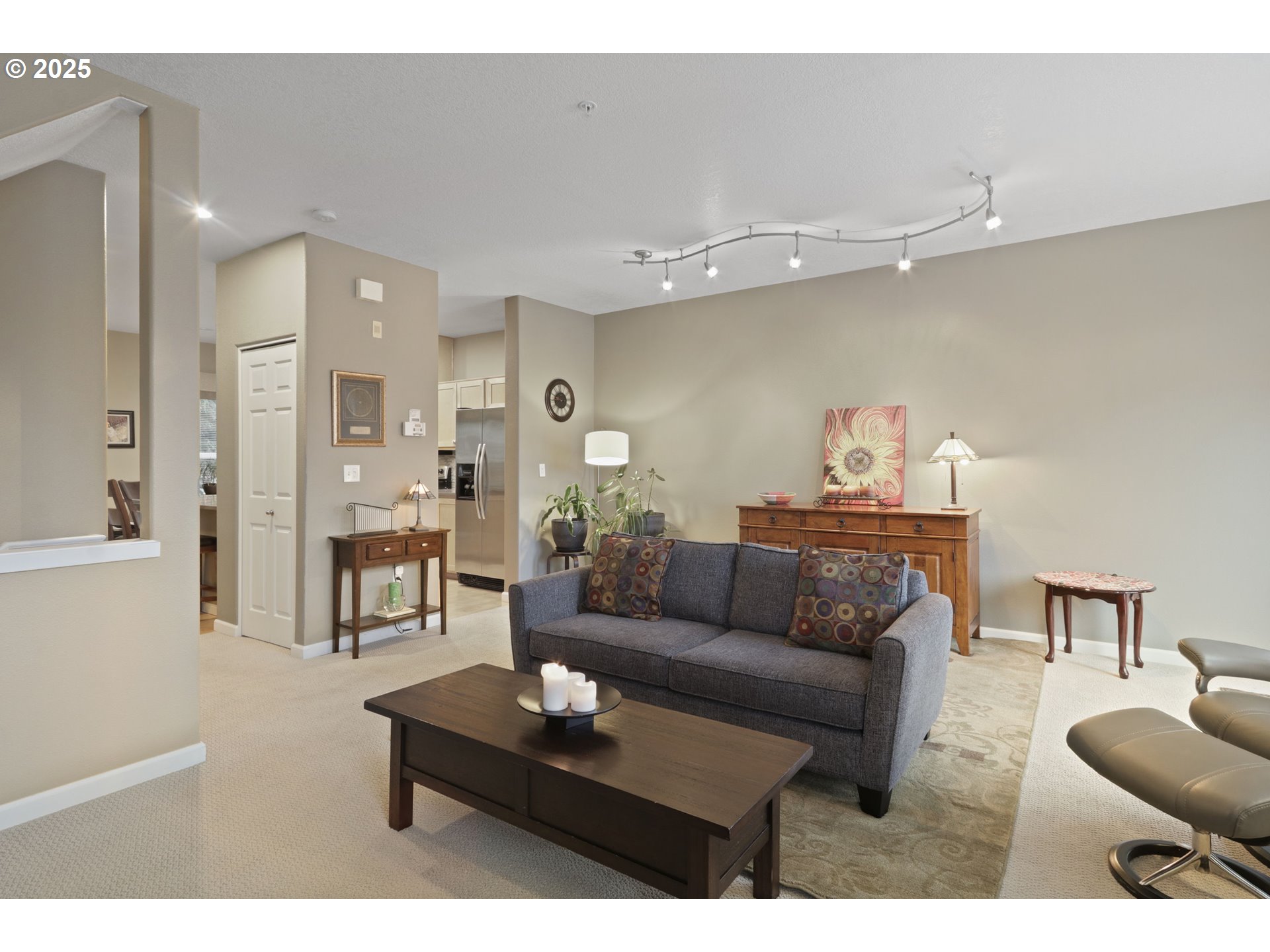 Photo #3: 145341619 Listing: Photo #3