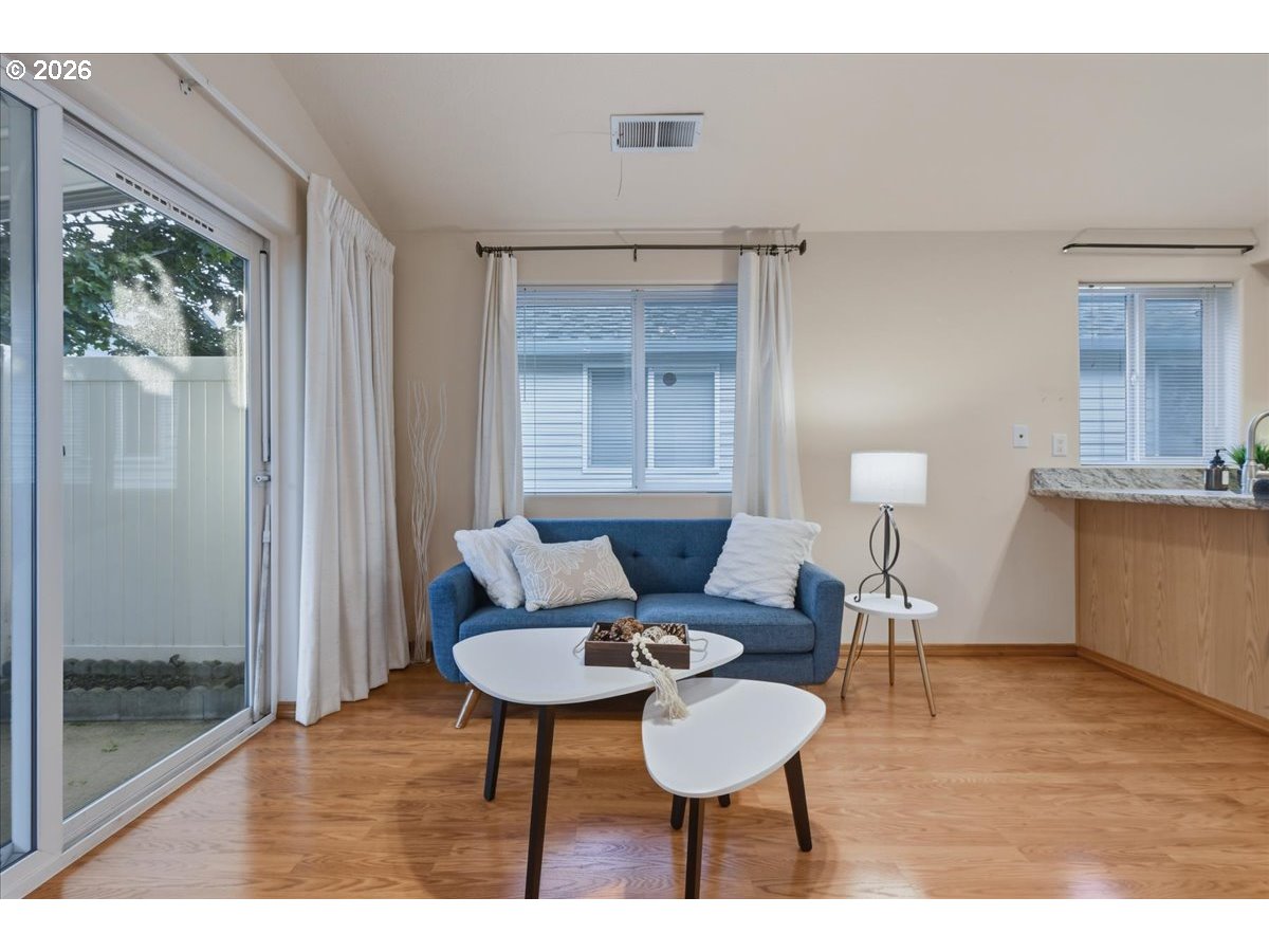 Photo #16: 145373443 Listing: Photo #16