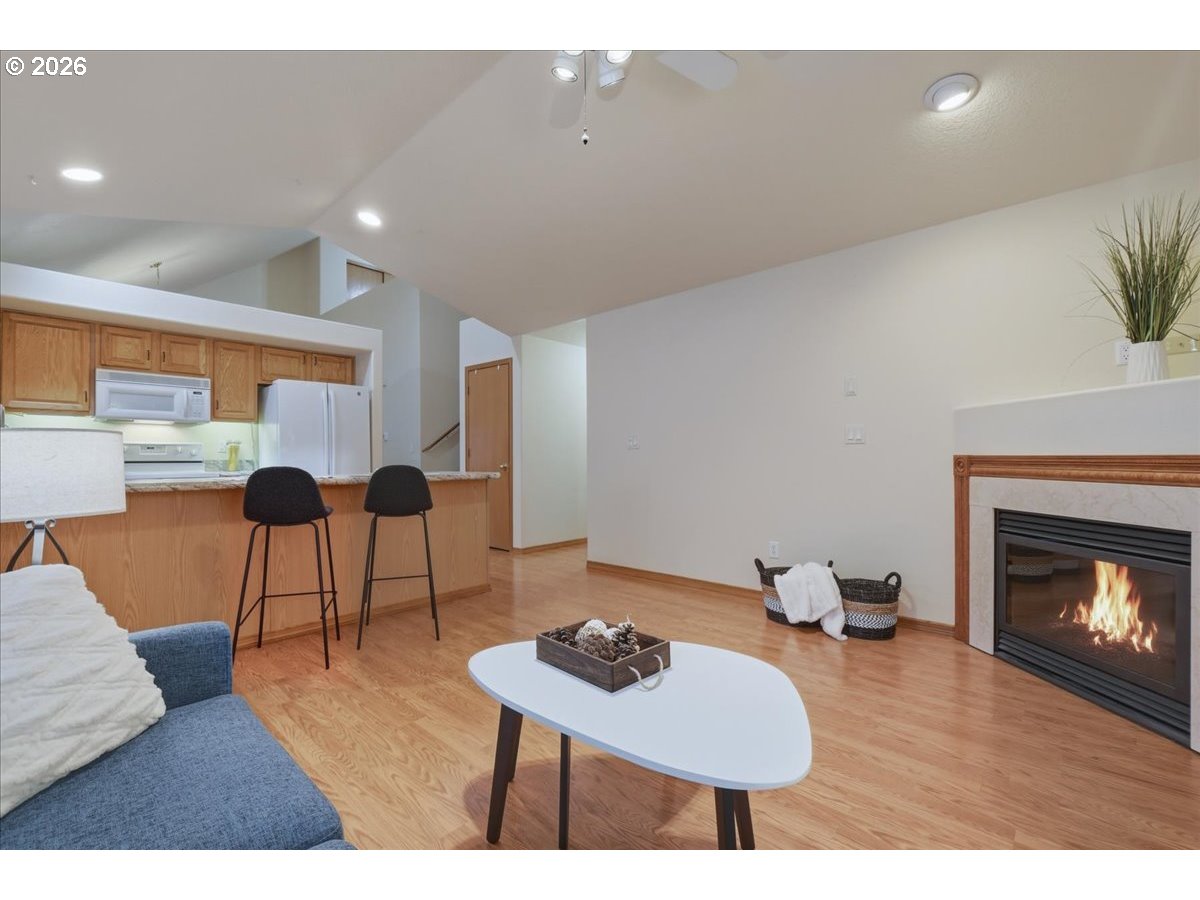 Photo #17: 145373443 Listing: Photo #17
