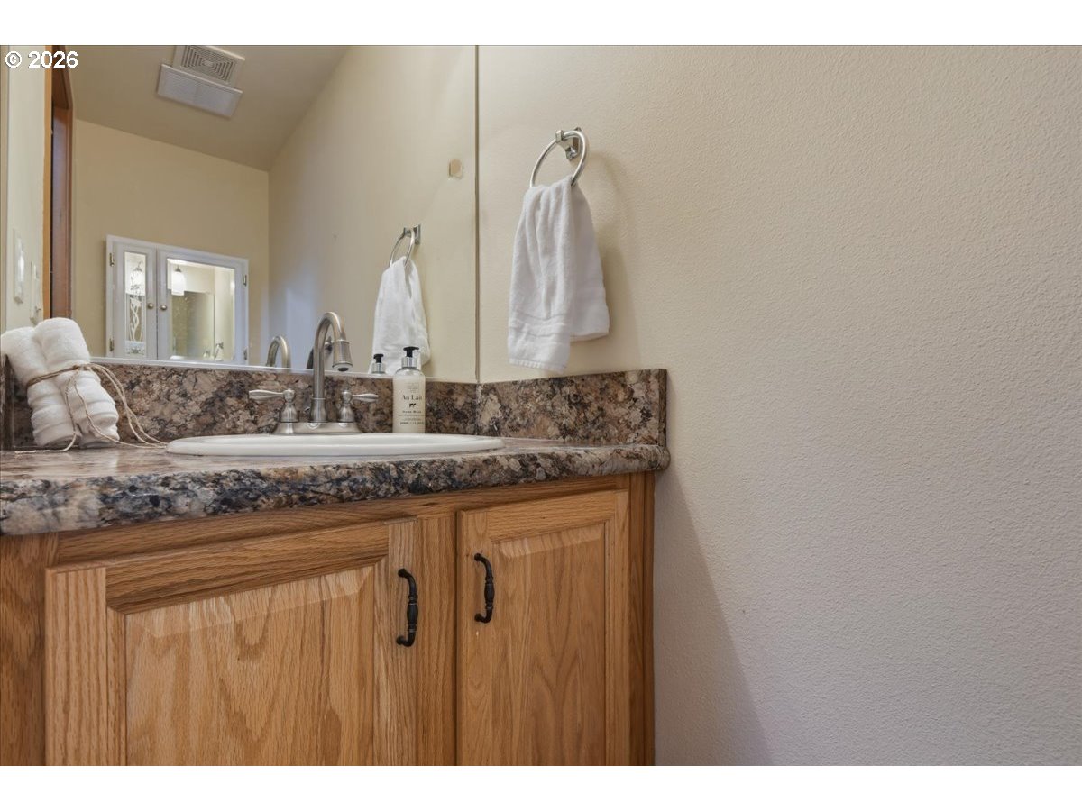 Photo #40: 145373443 Listing: Photo #40