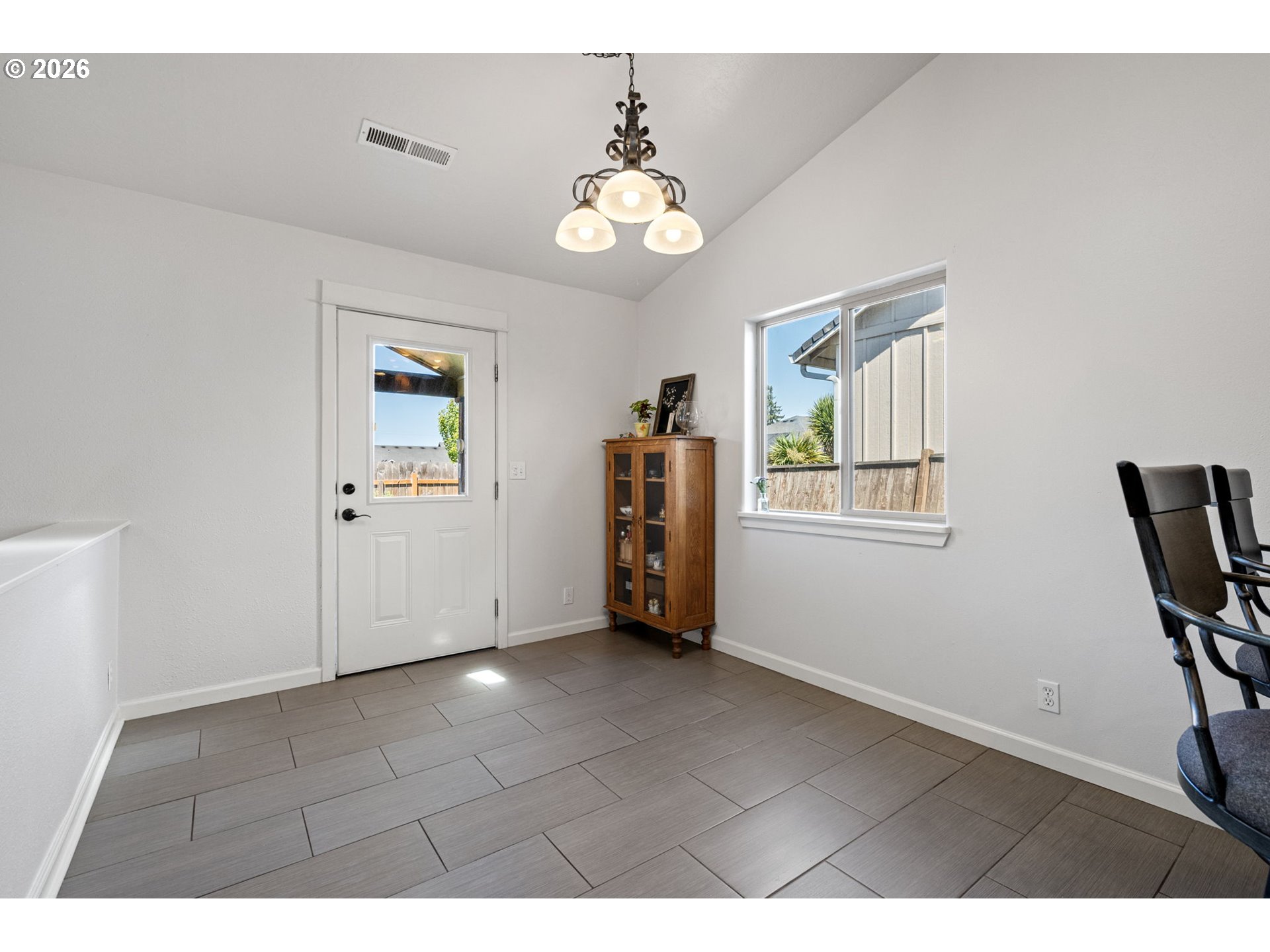 Property photo 16 of 40