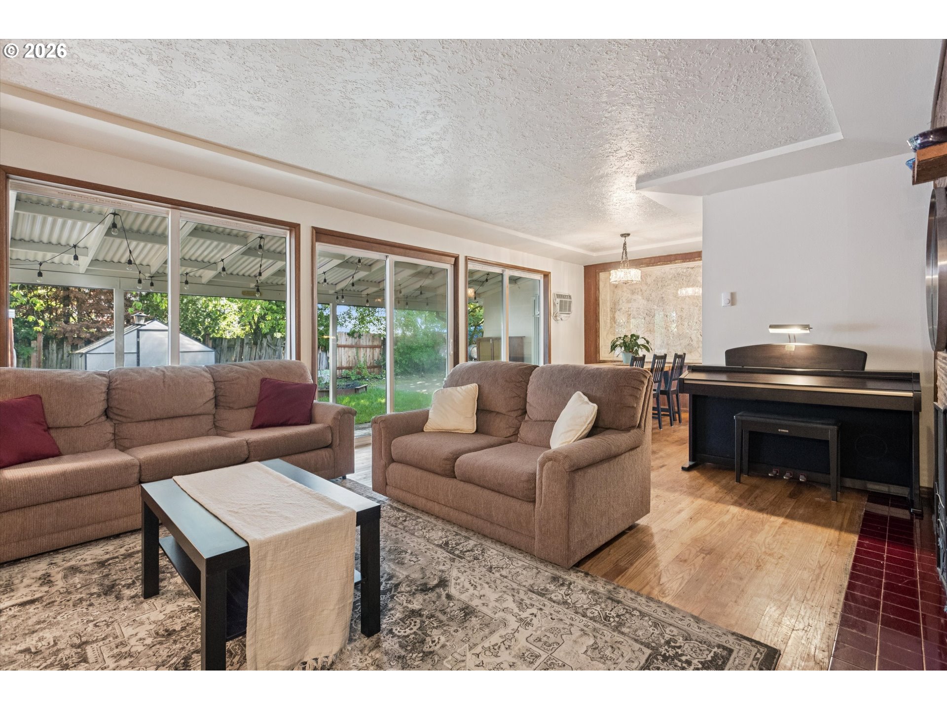 584 SE 12TH AVE, Hillsboro, OR, 97123