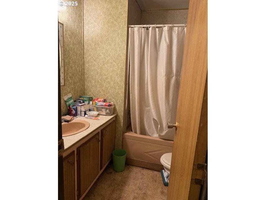 1120 S CRESTLINE DR, Waldport, OR, 97394