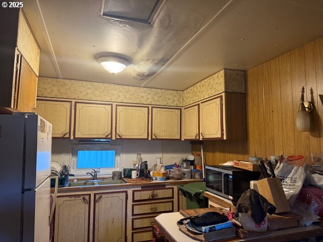 1120 S CRESTLINE DR, Waldport, OR, 97394