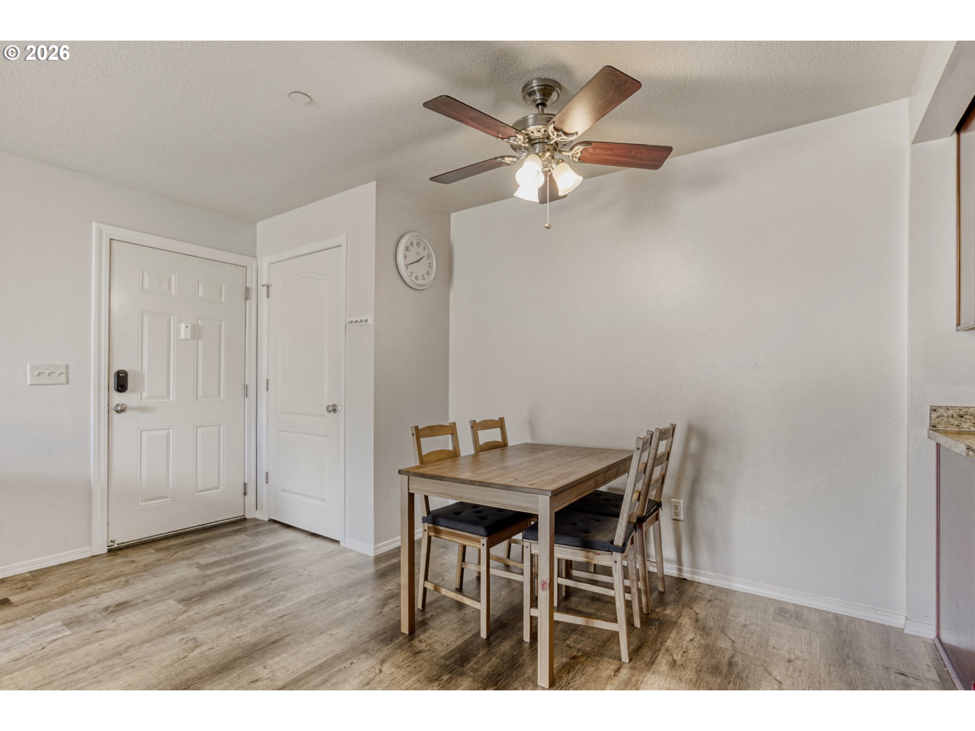 Photo #11: 147440559 Listing: Photo #11