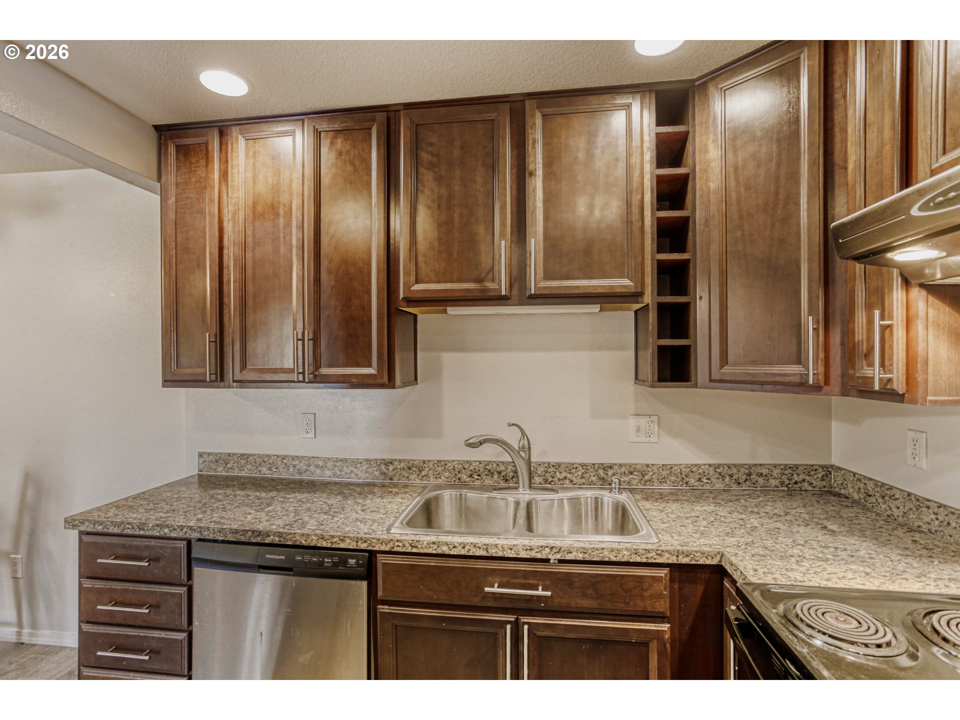 11046 SW GREENBURG RD UNIT 128, Portland, OR, 97223