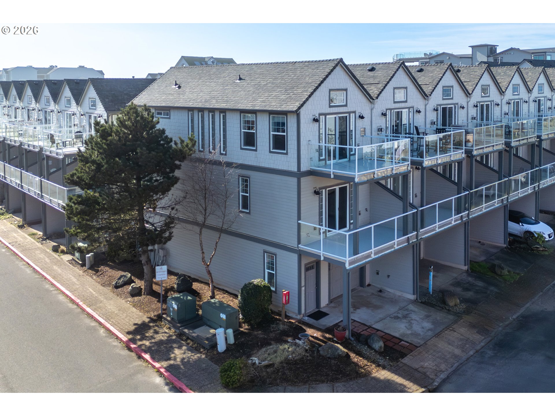 108 N 3RD AVE, Rockaway Beach, OR, 97136