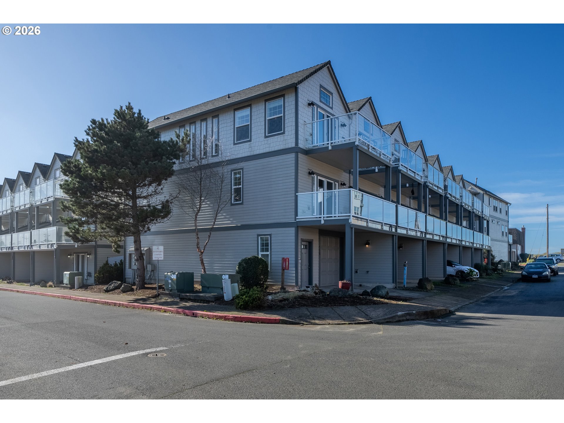 108 N 3RD AVE, Rockaway Beach, OR, 97136