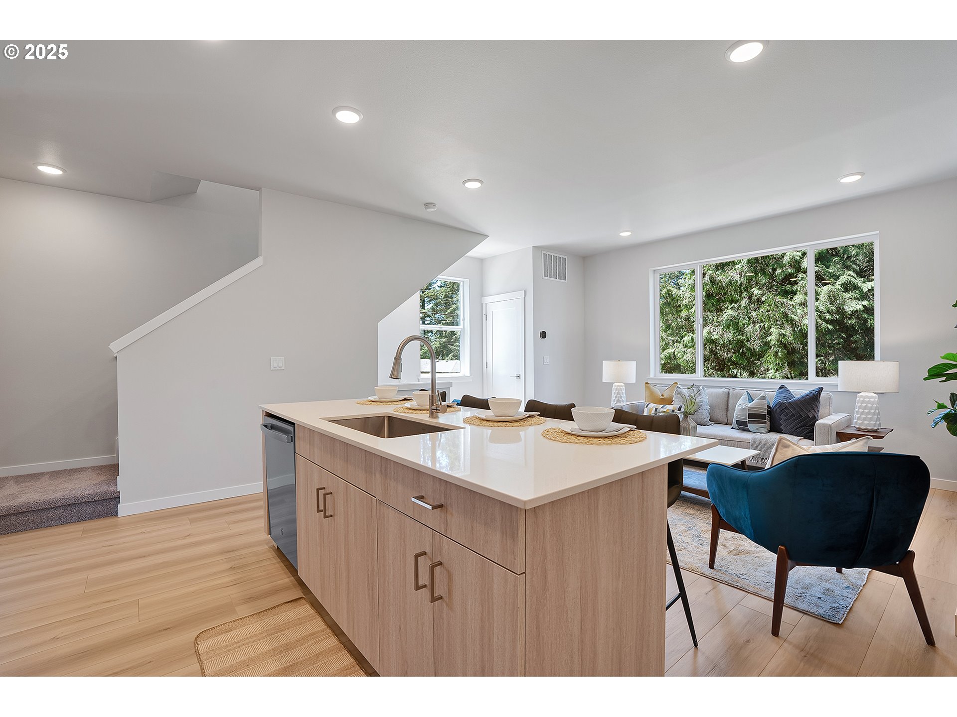 Photo #8: 148403167 Listing: Photo #8