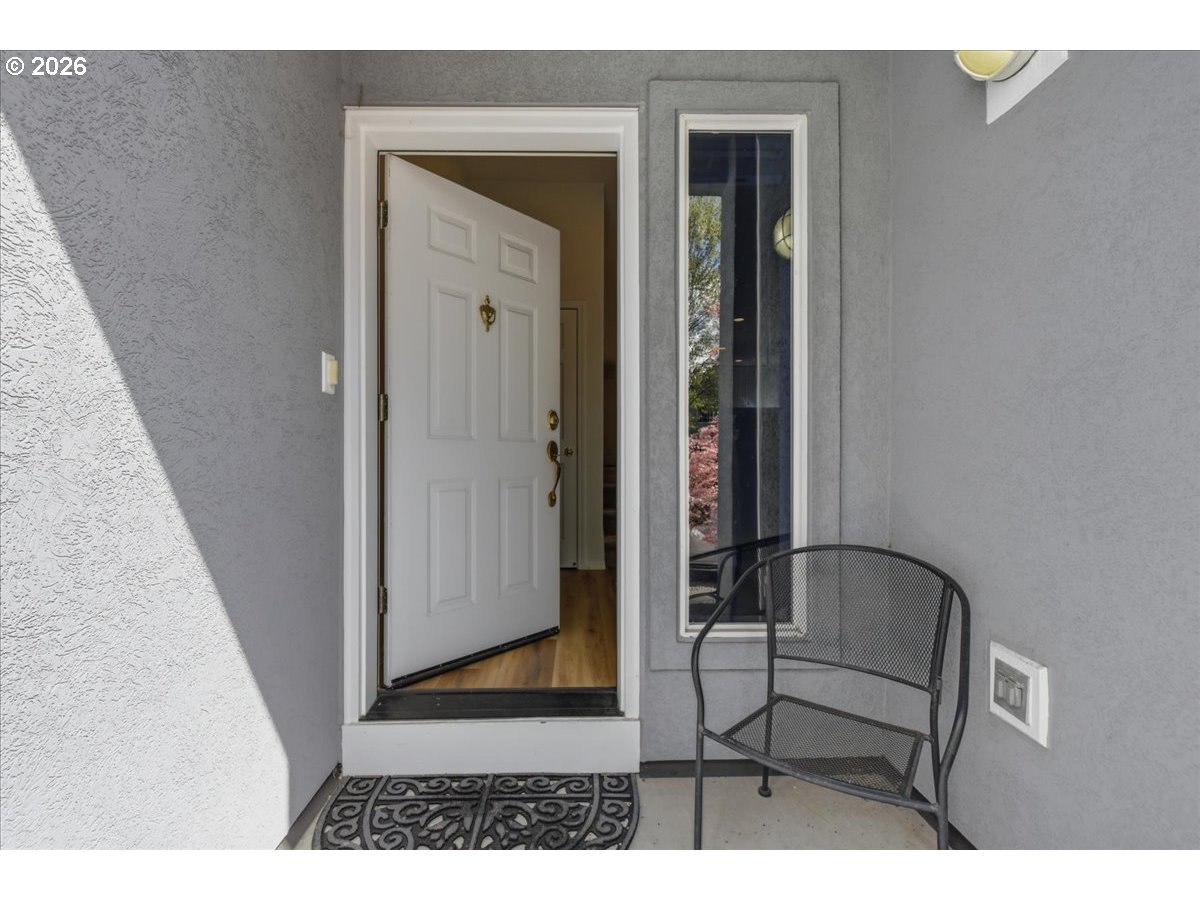 425 NE ROTH ST, Portland, OR, 97211
