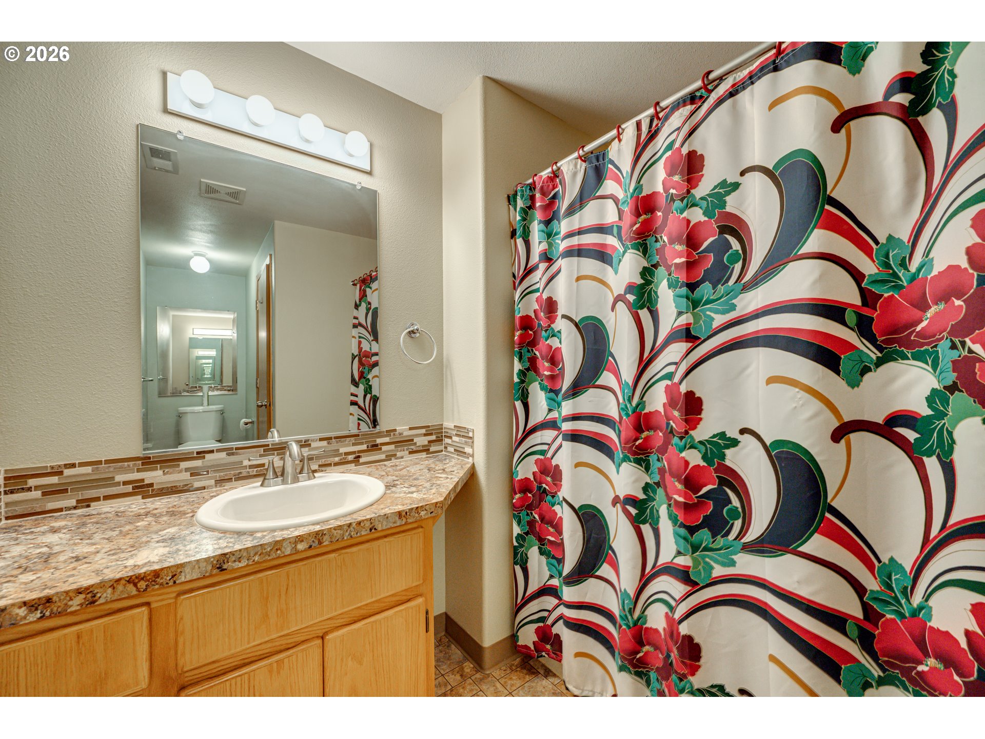 Photo #10: 148594486 Listing: Photo #10