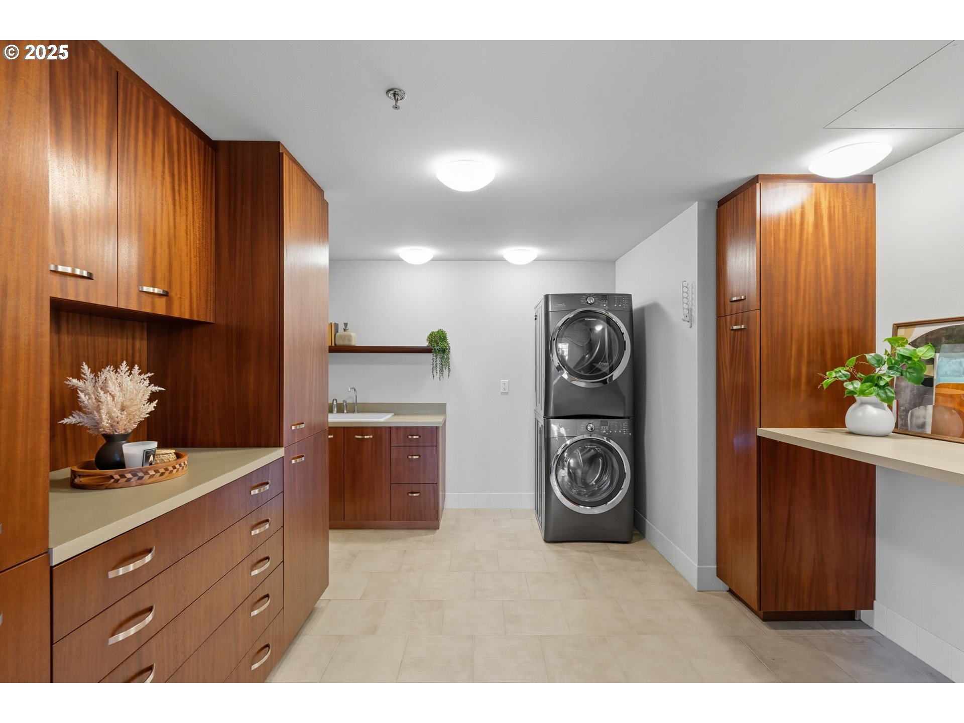 Photo #11: 148626958 Listing: Photo #11