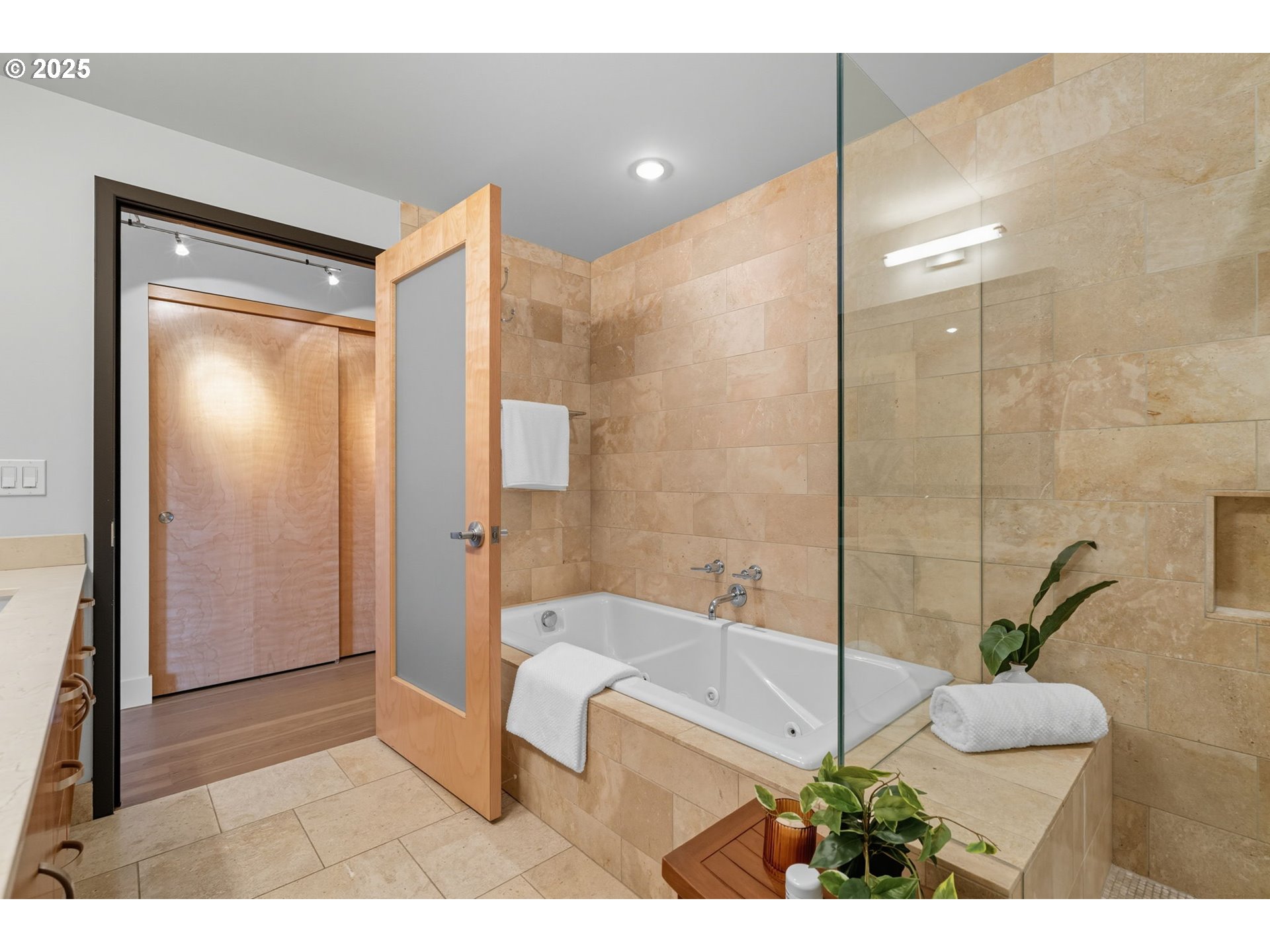 Photo #34: 148626958 Listing: Photo #34