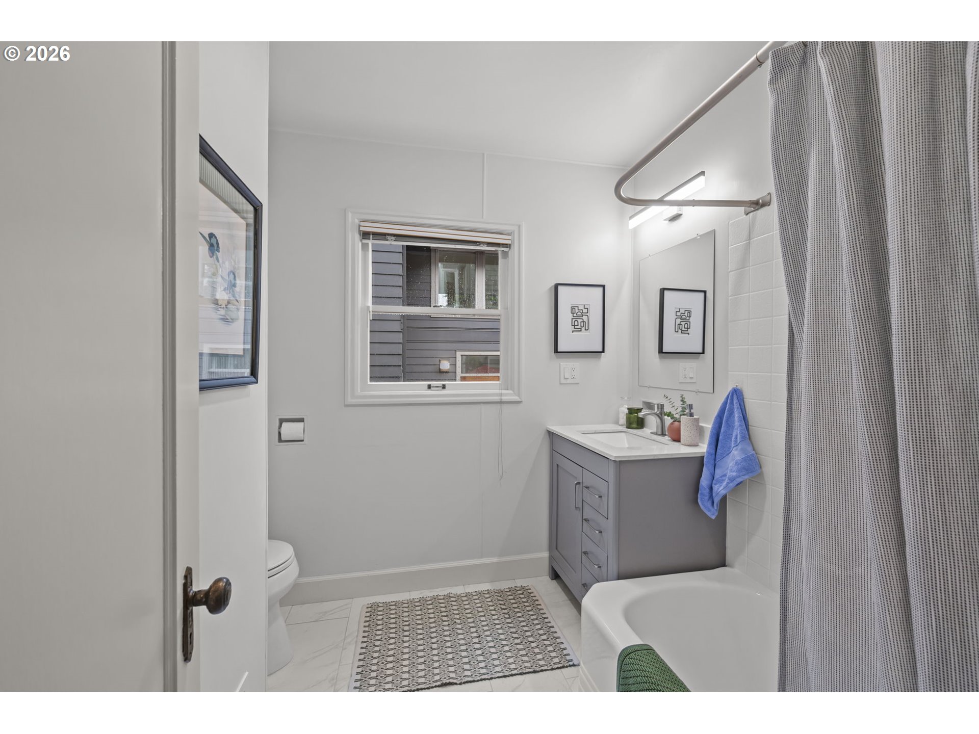 734 SE 69TH AVE, Portland, OR, 97215