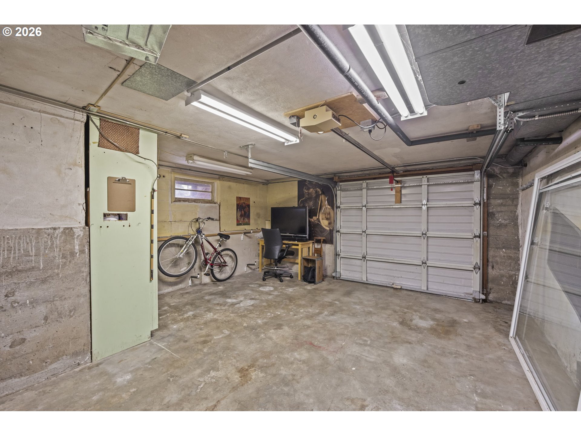 734 SE 69TH AVE, Portland, OR, 97215