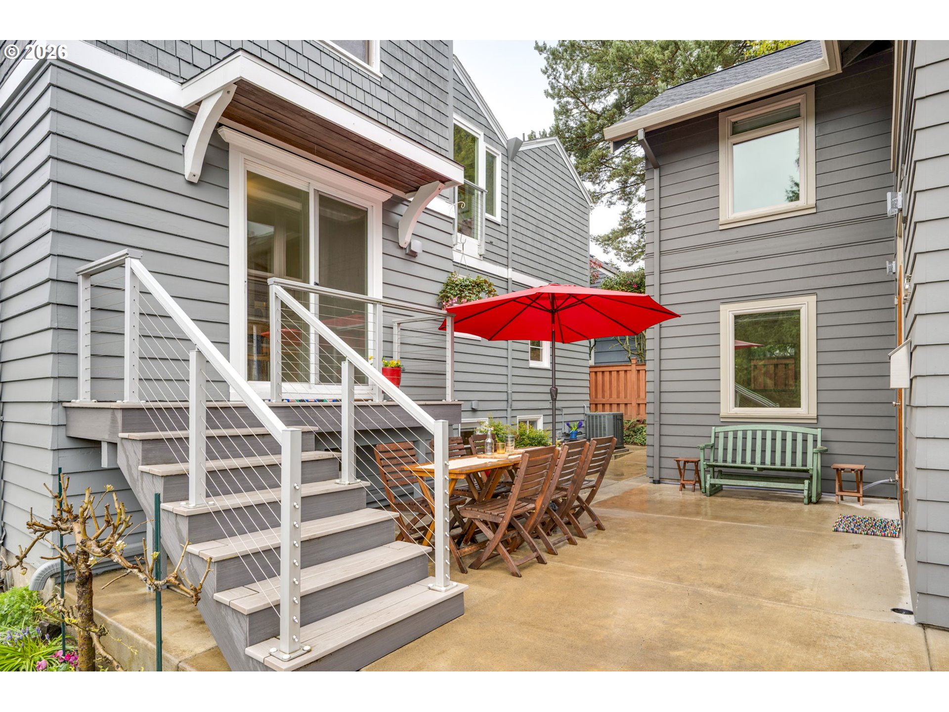 734 SE 69TH AVE, Portland, OR, 97215