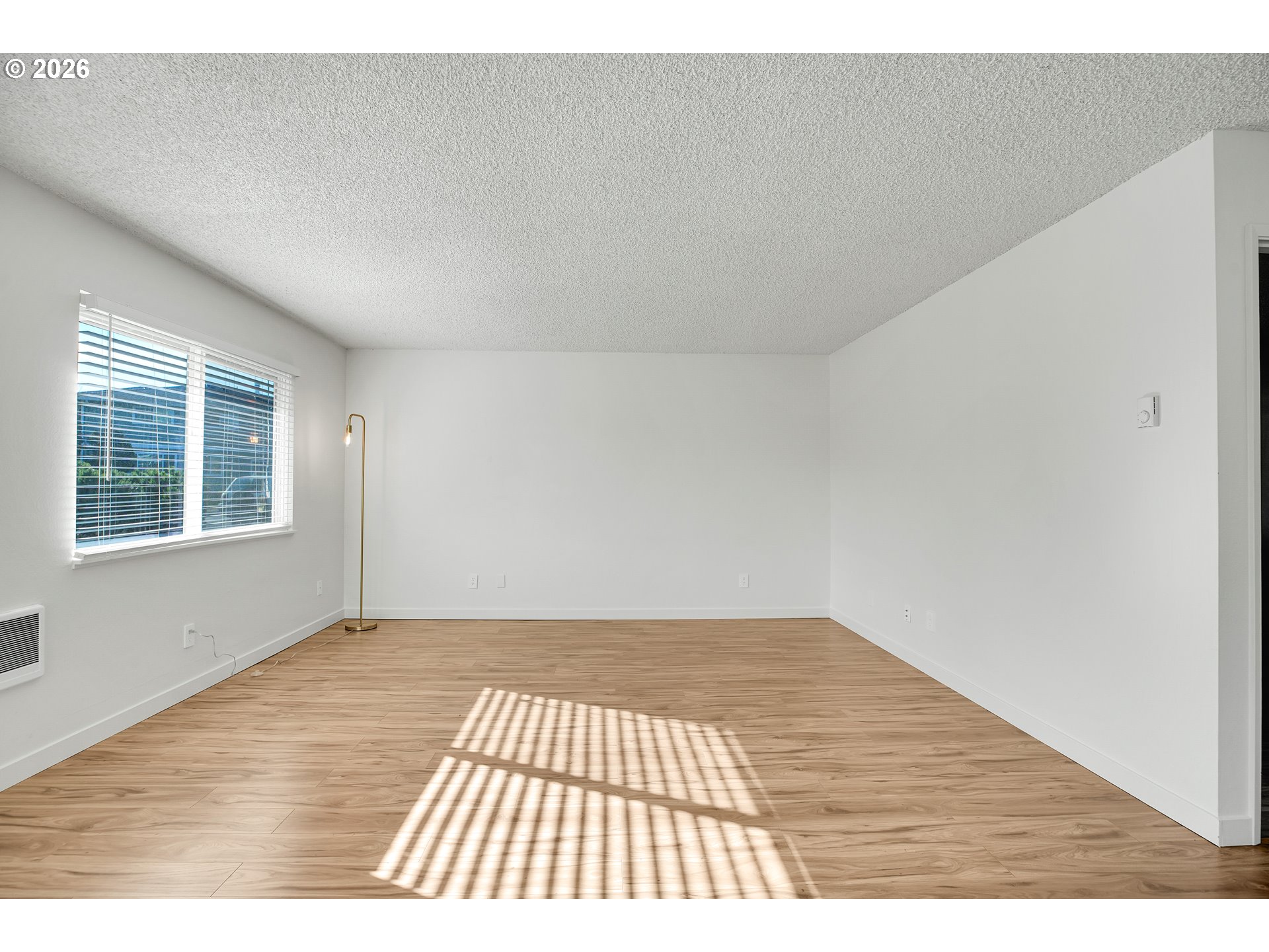 Photo #6: 149412298 Listing: Photo #6