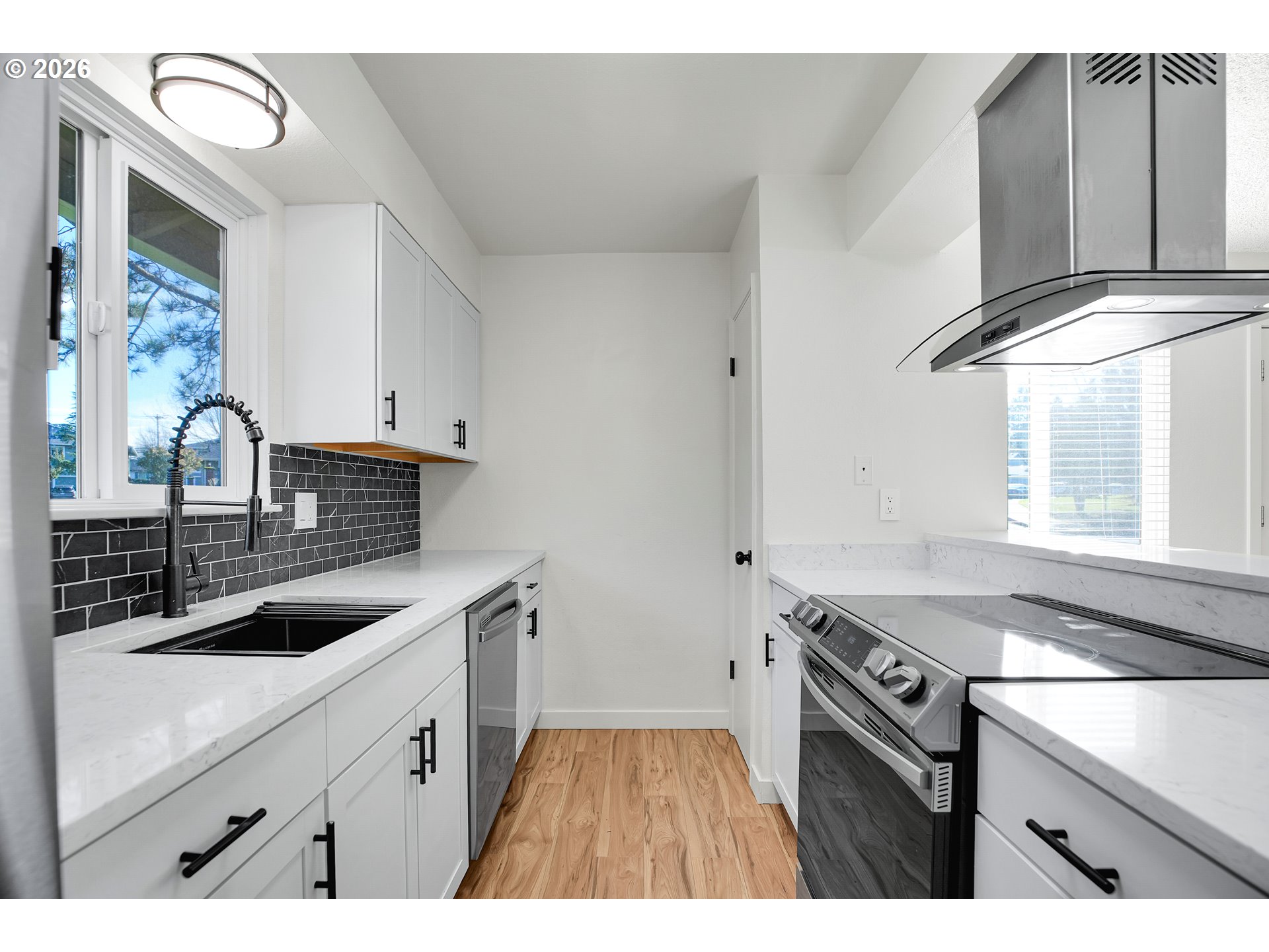 Photo #8: 149412298 Listing: Photo #8