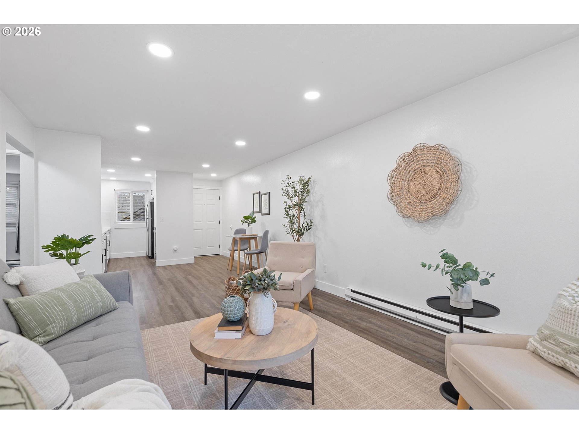 Photo #5: 149776017 Listing: Photo #5