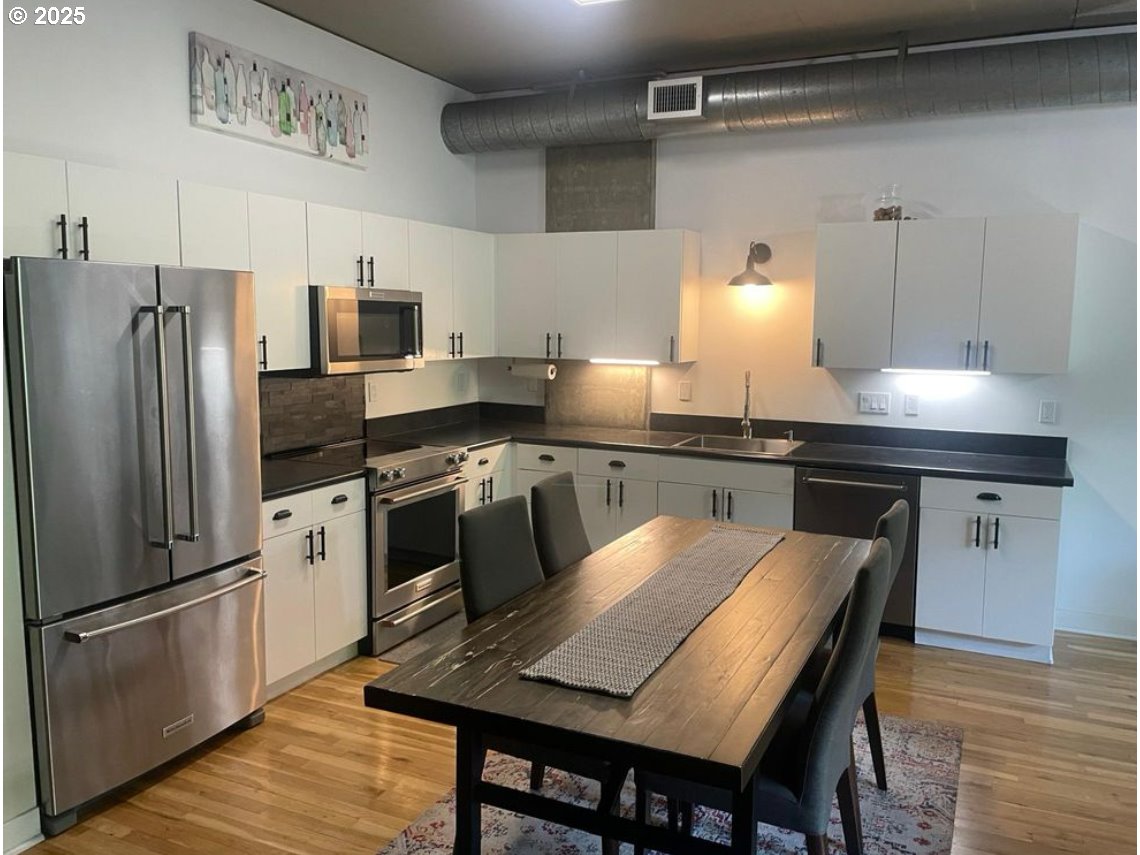 Photo #5: 150058588 Listing 