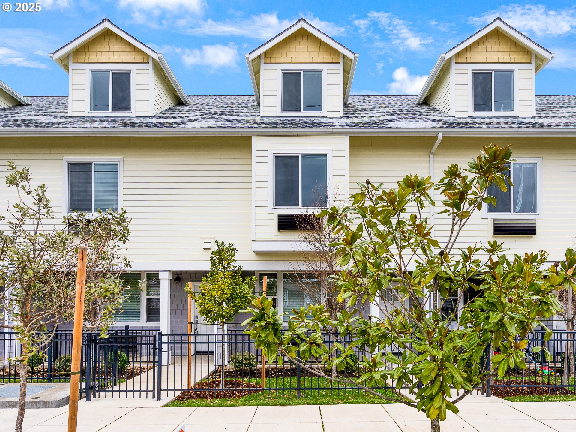 Photo #1: 150902220 Listing: Photo #1