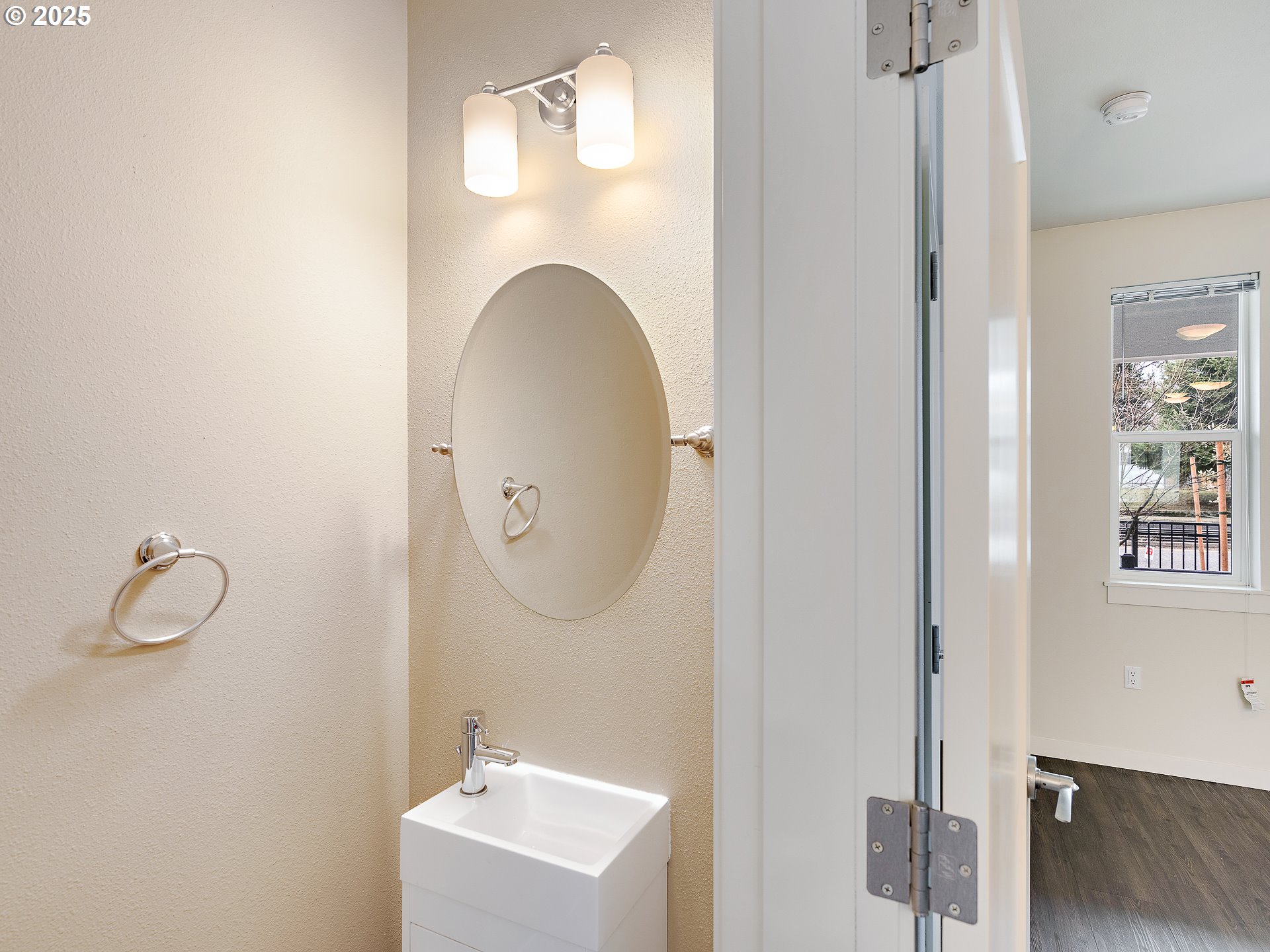 Photo #6: 150902220 Listing: Photo #6