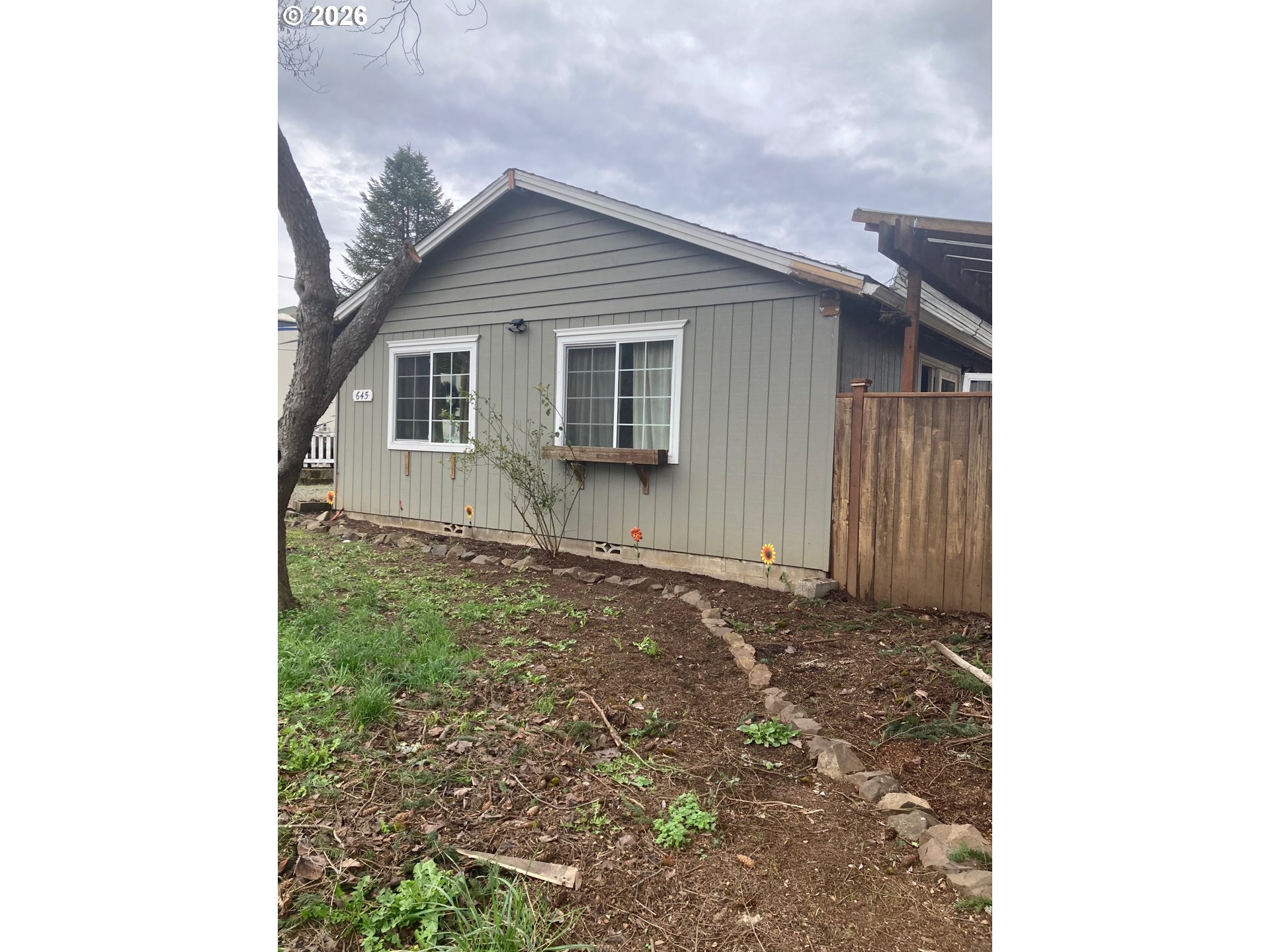 645 S 14TH ST, Cottage Grove, OR, 97424