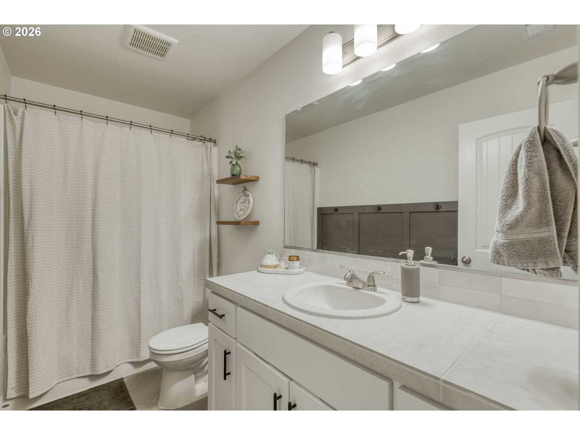 1636 S MIKE DR, Newberg, OR, 97132