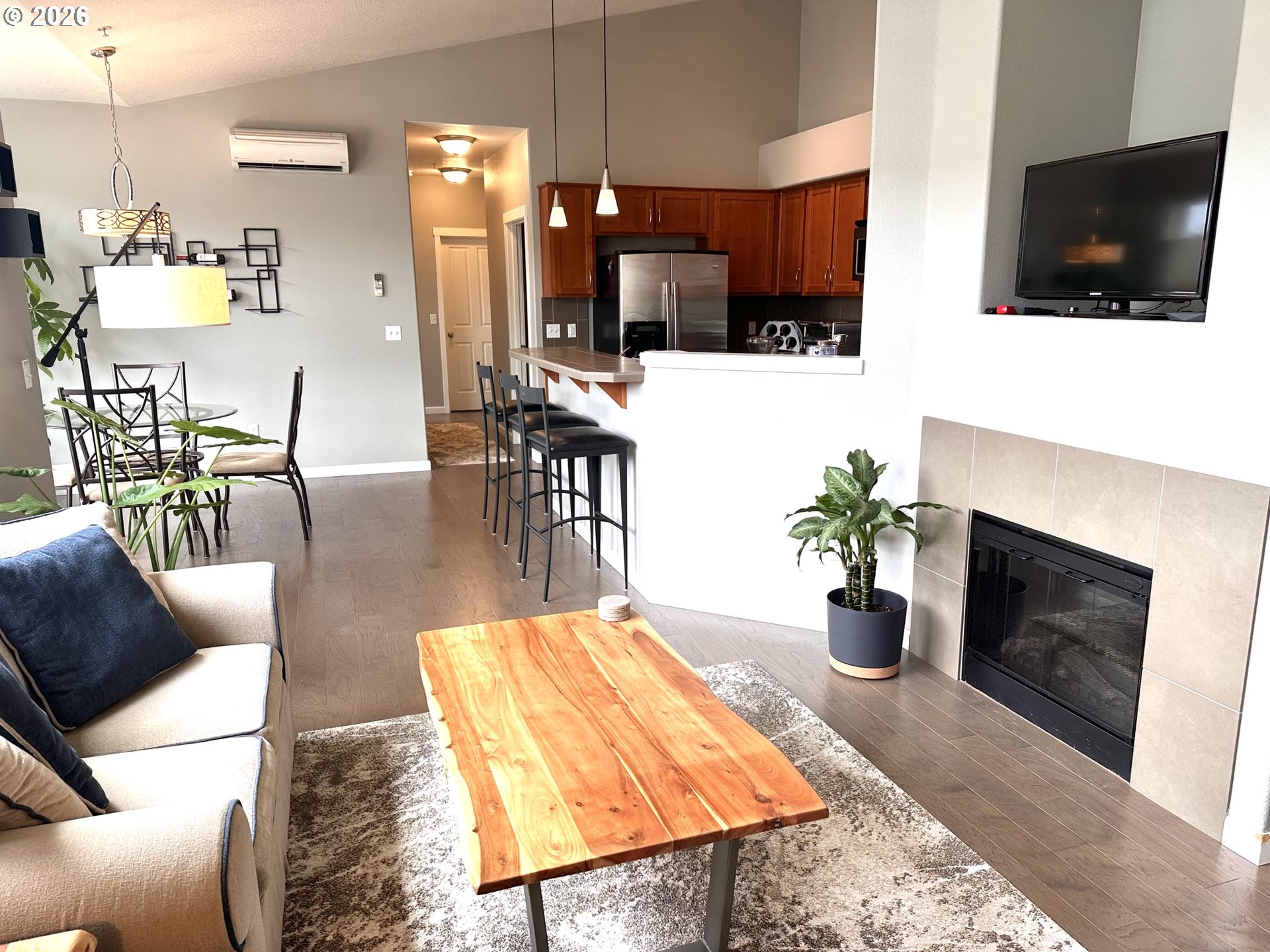 Photo #2: 153072939 Listing: Photo #2
