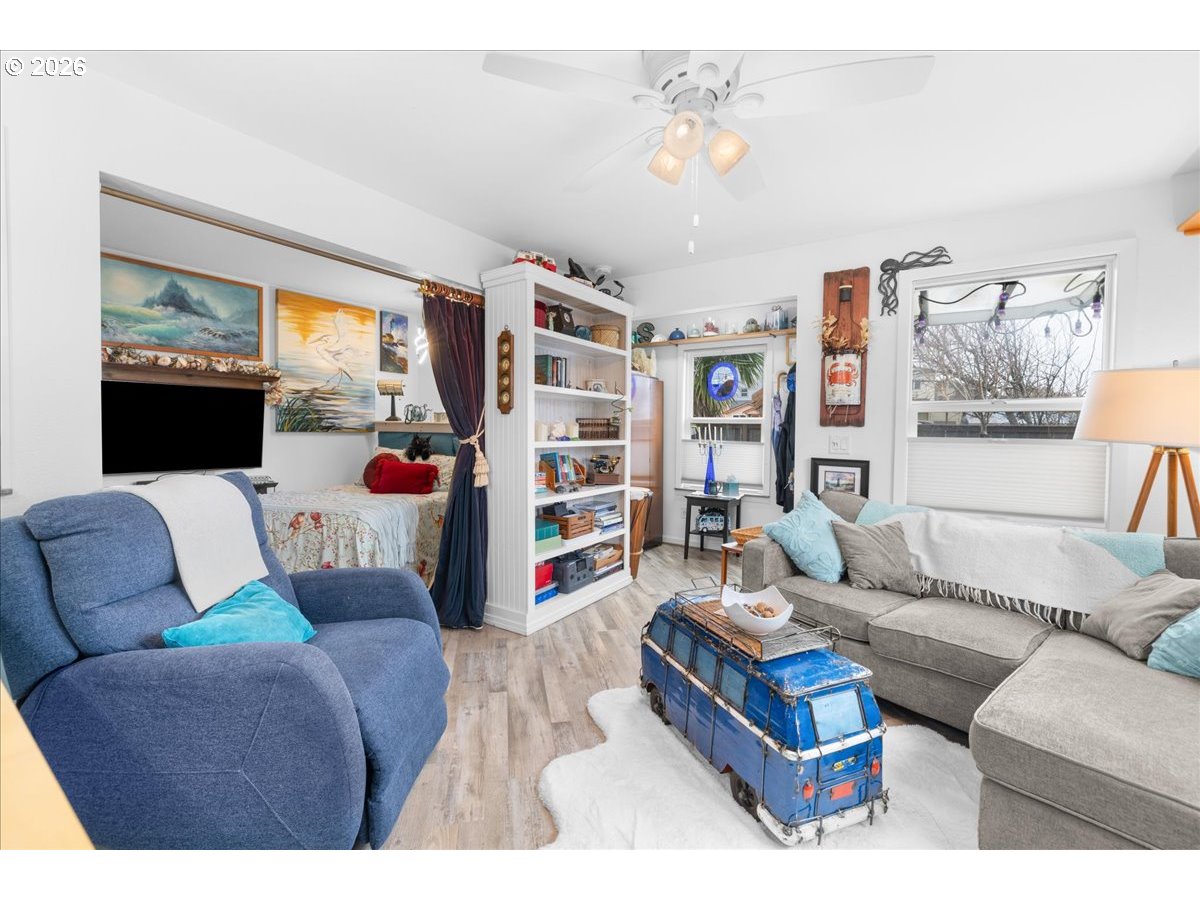 326 HIGHWAY 101, Rockaway Beach, OR, 97136