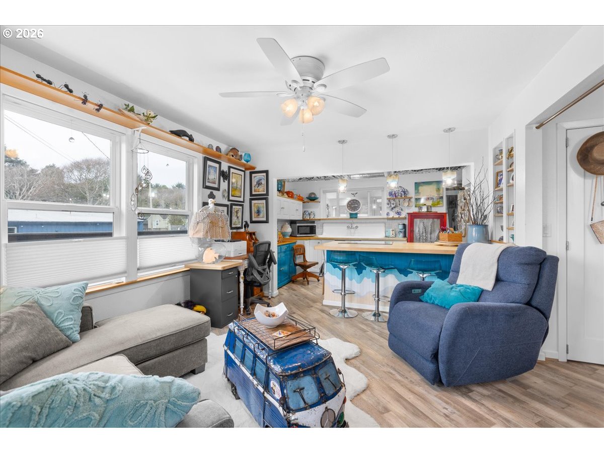 326 HIGHWAY 101, Rockaway Beach, OR, 97136