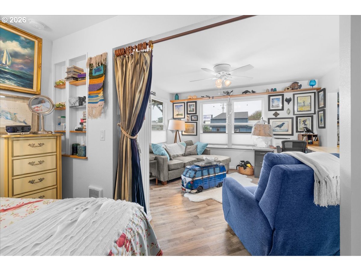 326 HIGHWAY 101, Rockaway Beach, OR, 97136