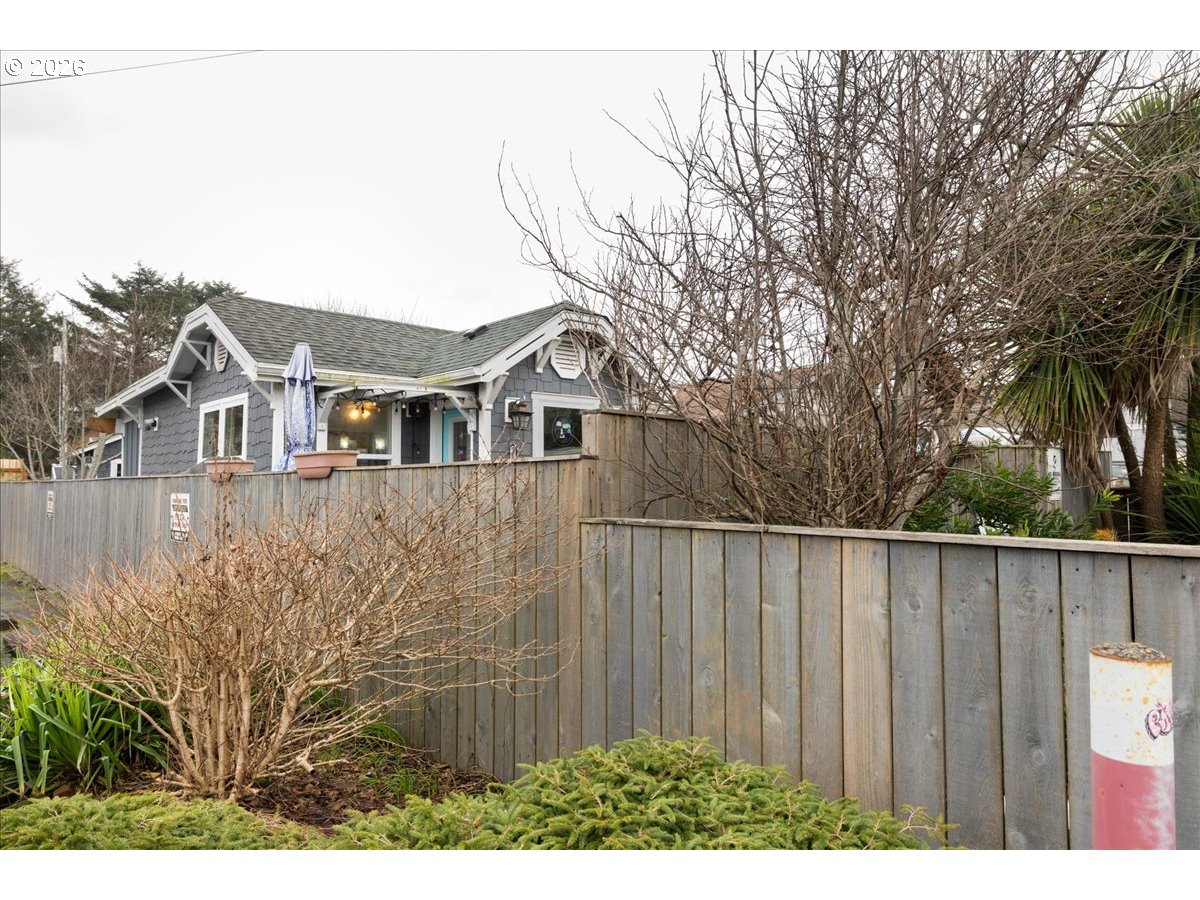 326 HIGHWAY 101, Rockaway Beach, OR, 97136