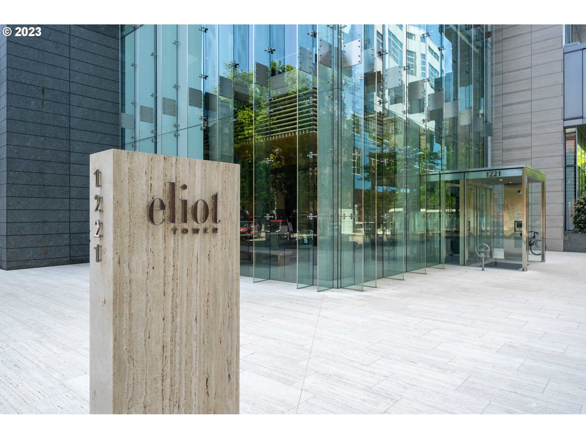 Photo #2: 153892449 Listing: Photo #2