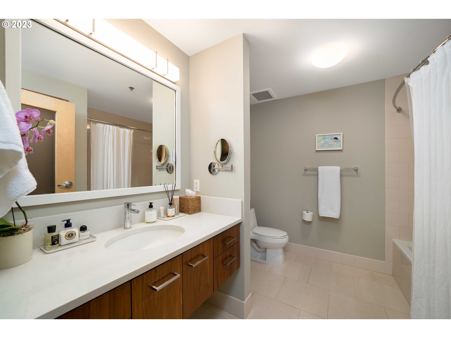 Photo #9: 153892449 Listing: Photo #9