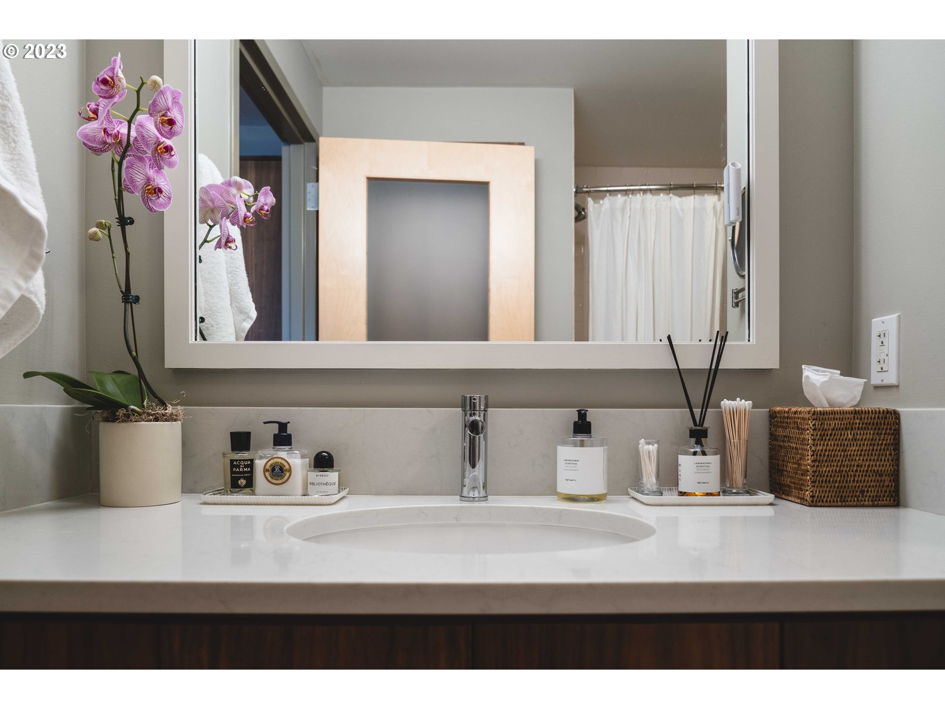 Photo #10: 153892449 Listing: Photo #10