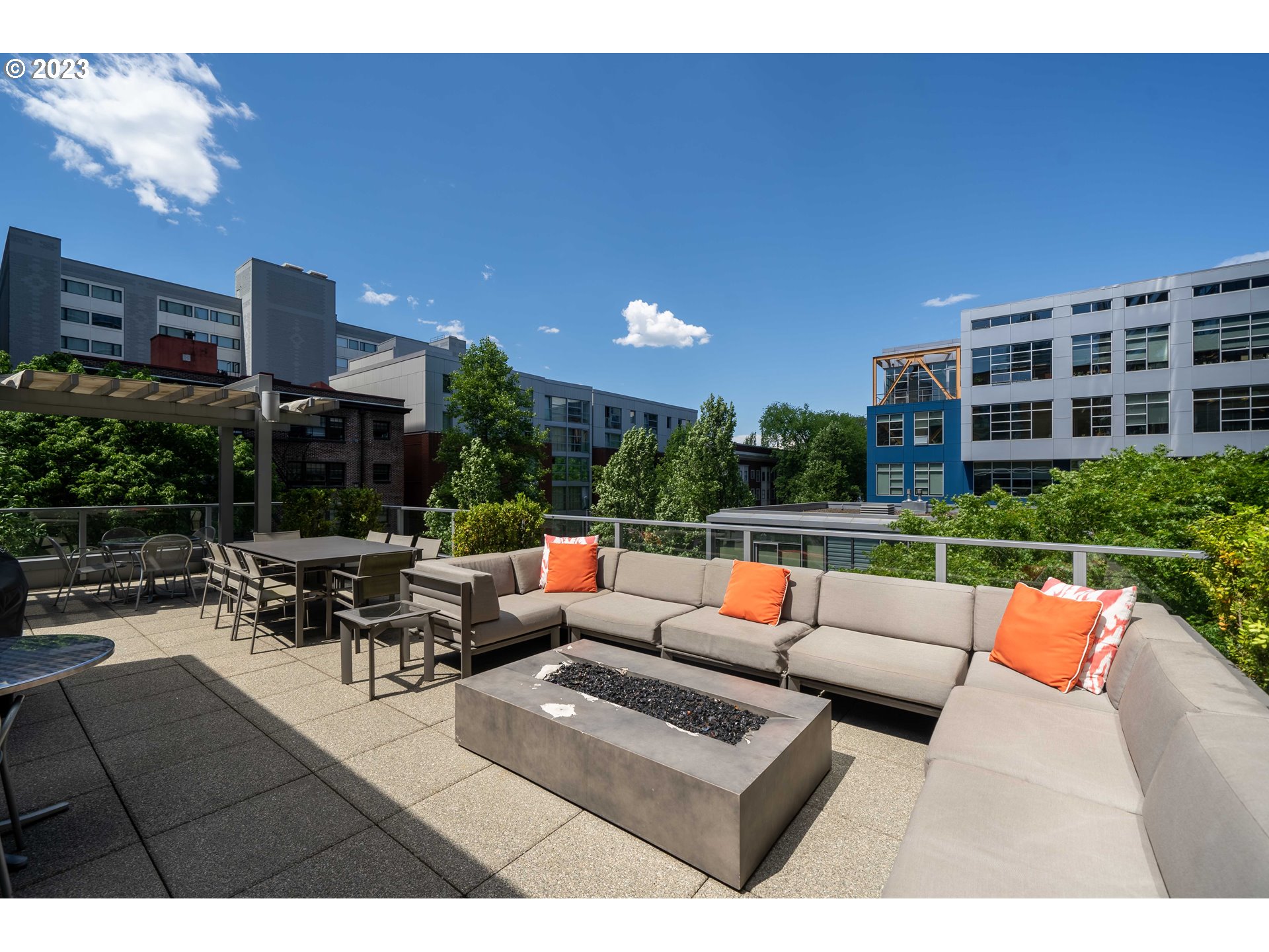 Photo #15: 153892449 Listing: Photo #15