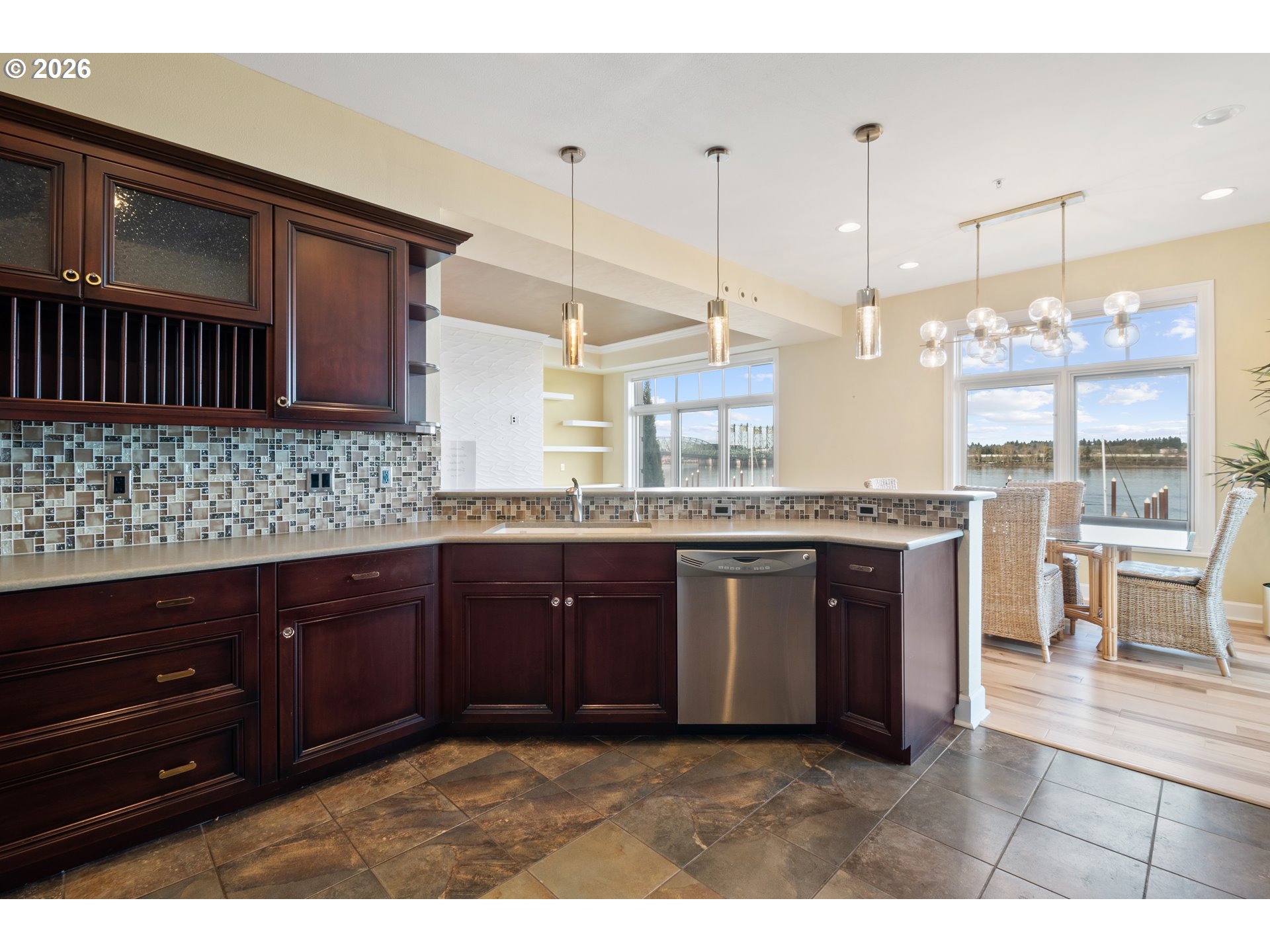 Photo #16: 154175178 Listing: Photo #16