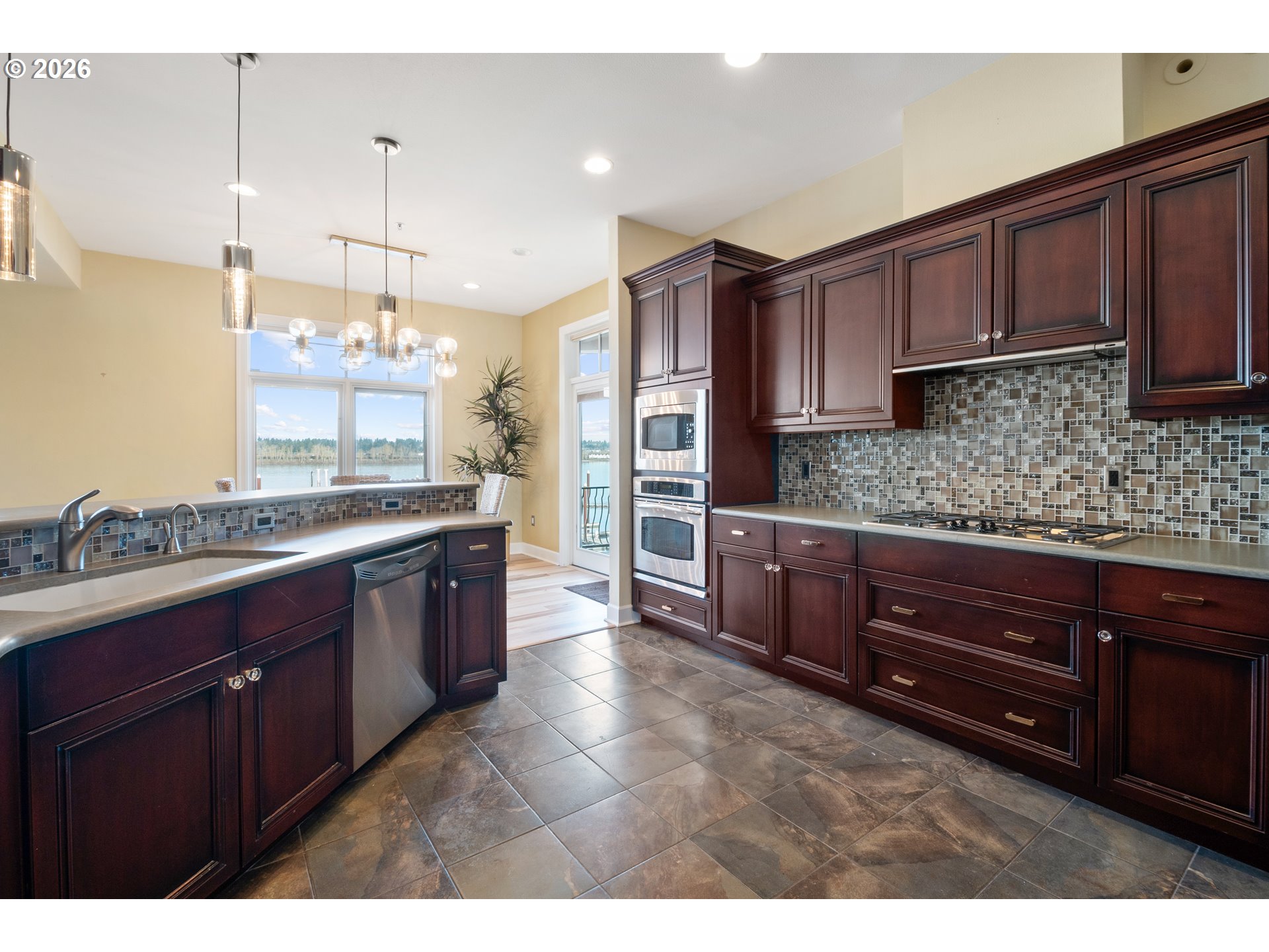 Photo #17: 154175178 Listing: Photo #17