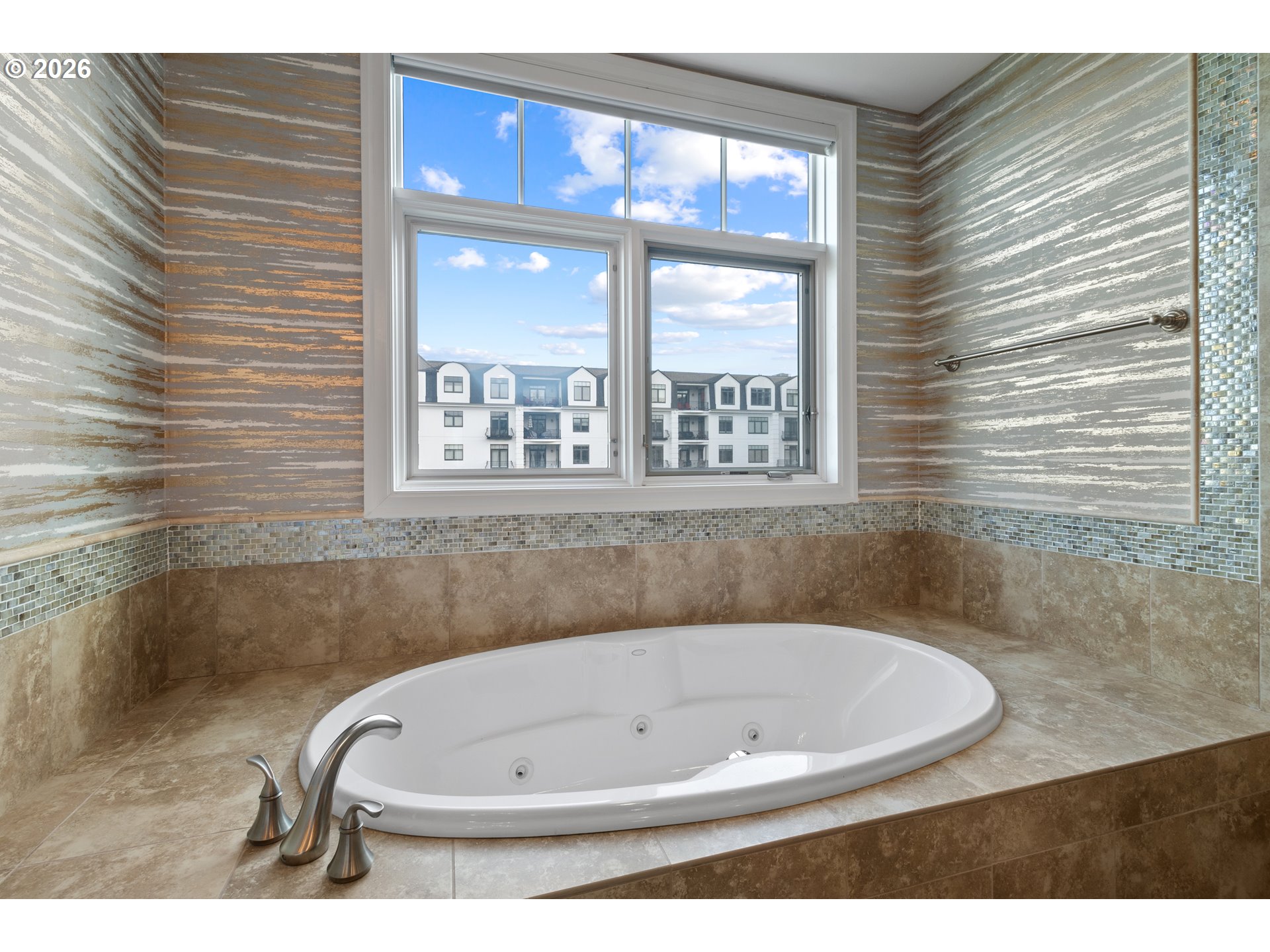 Photo #22: 154175178 Listing: Photo #22