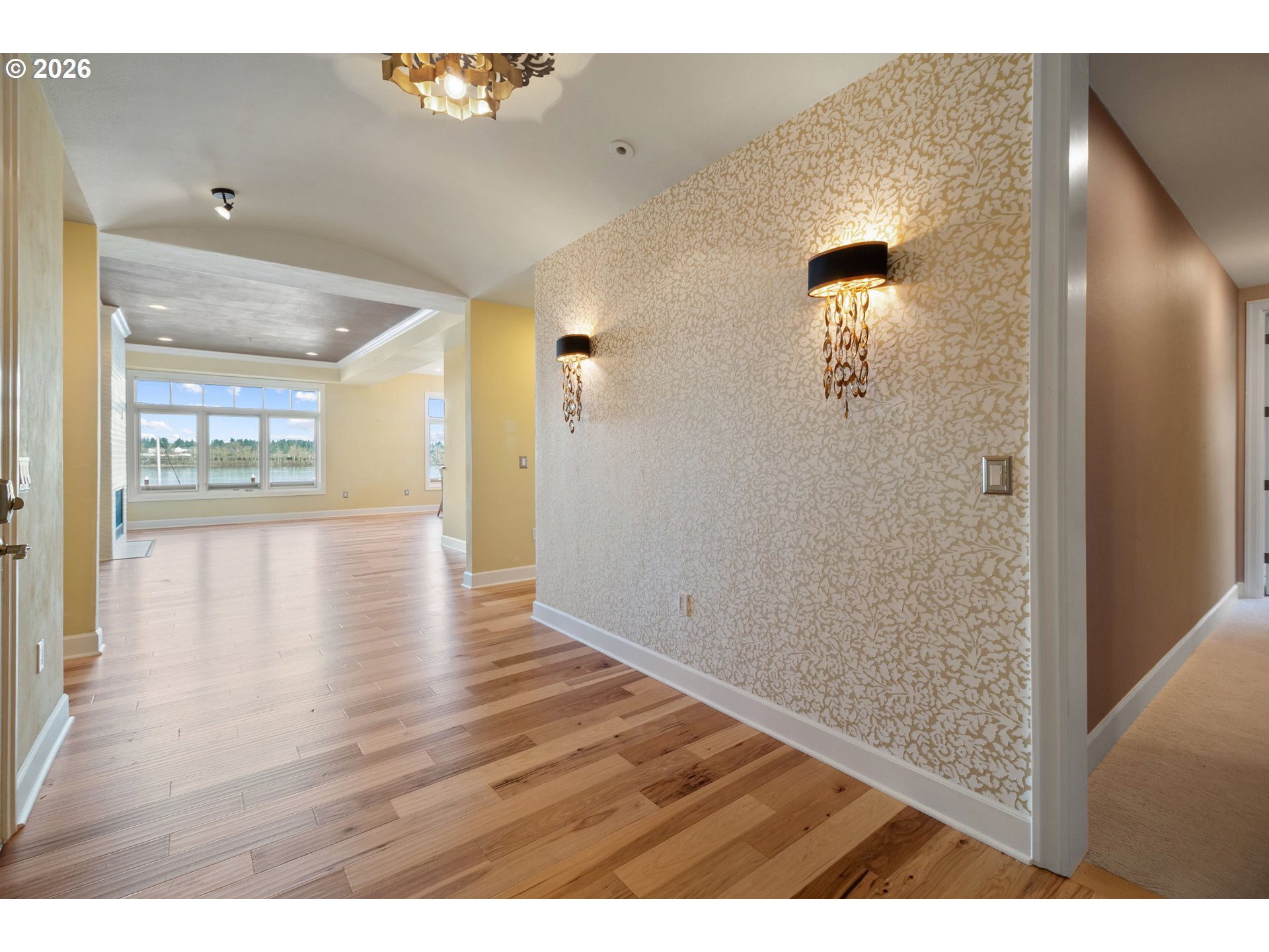 Photo #5: 154175178 Listing: Photo #5