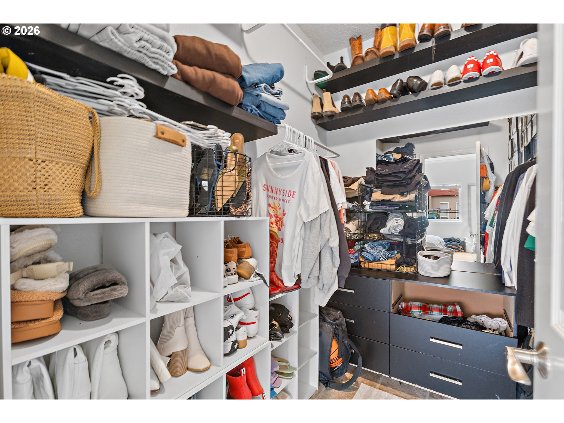 Photo #5: 154914822 Listing: Photo #5