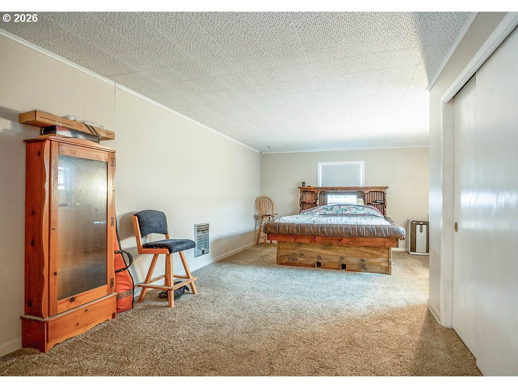 190 HUNSAKER LN, Eugene, OR, 97404