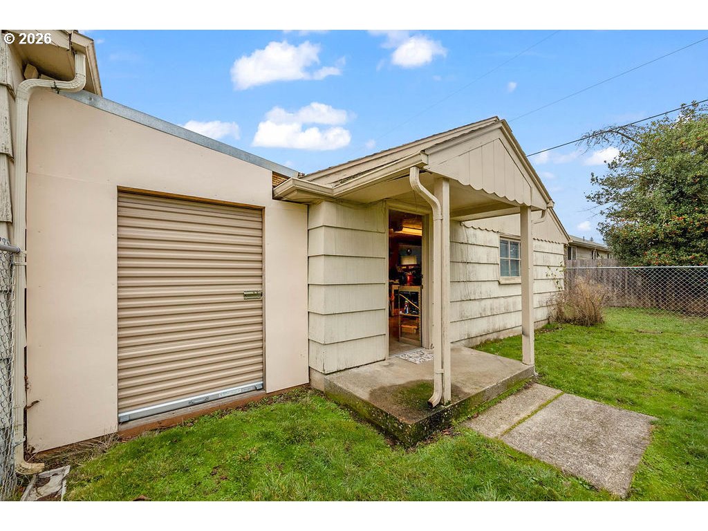 190 HUNSAKER LN, Eugene, OR, 97404