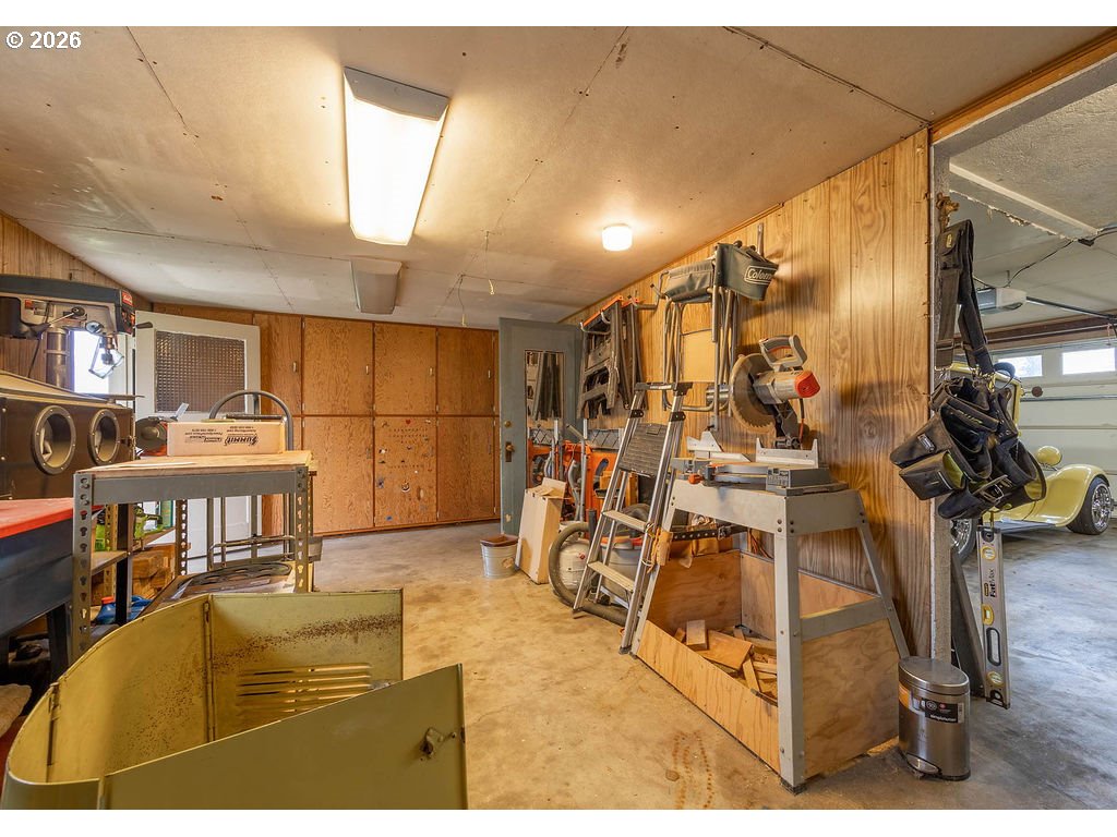 190 HUNSAKER LN, Eugene, OR, 97404