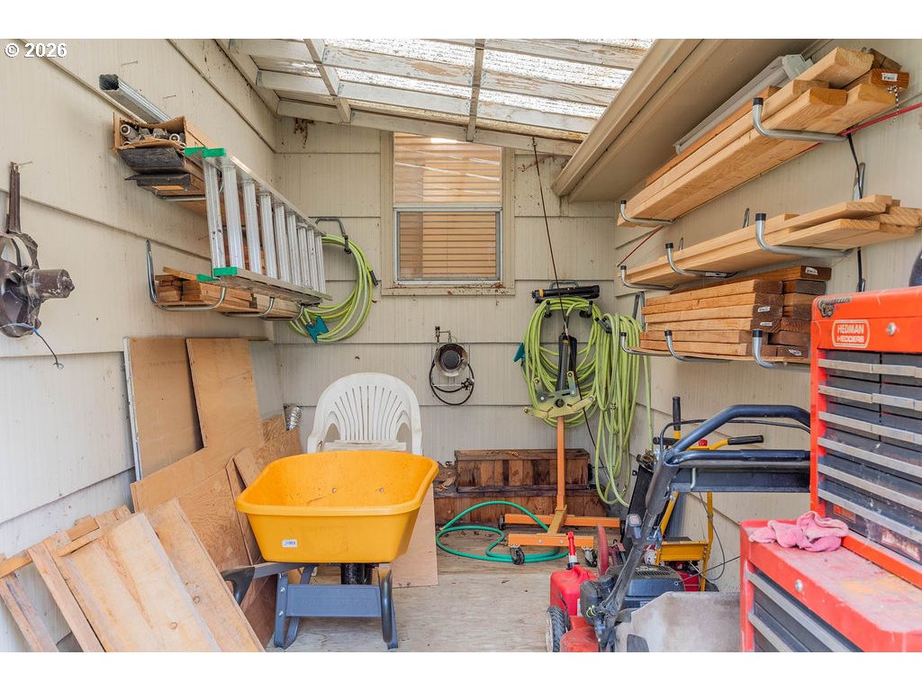 190 HUNSAKER LN, Eugene, OR, 97404