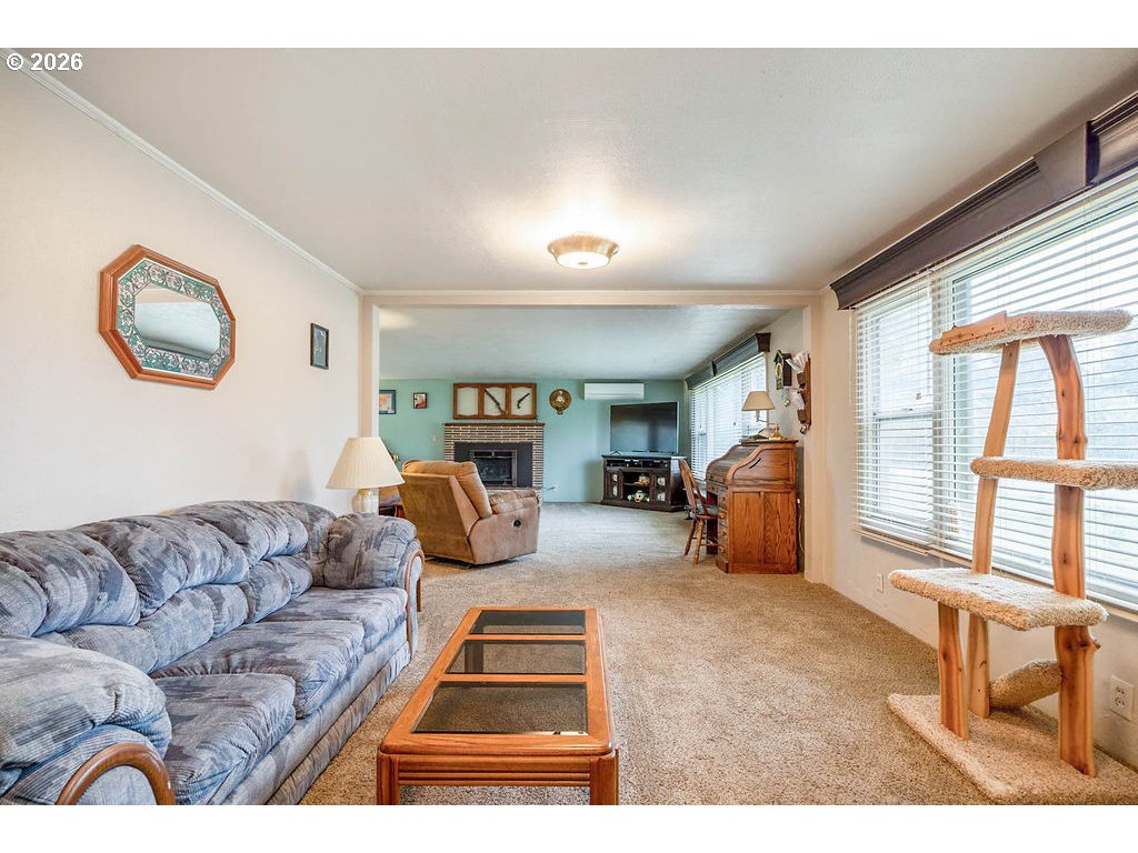 190 HUNSAKER LN, Eugene, OR, 97404