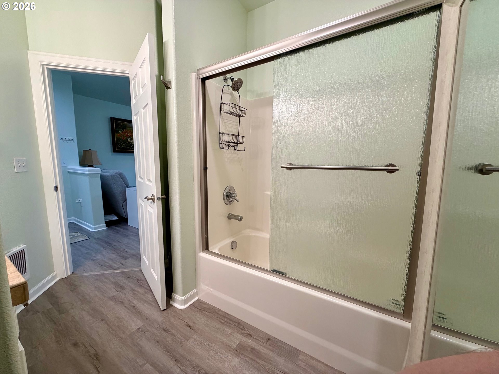 Photo #13: 155043607 Listing: Photo #13