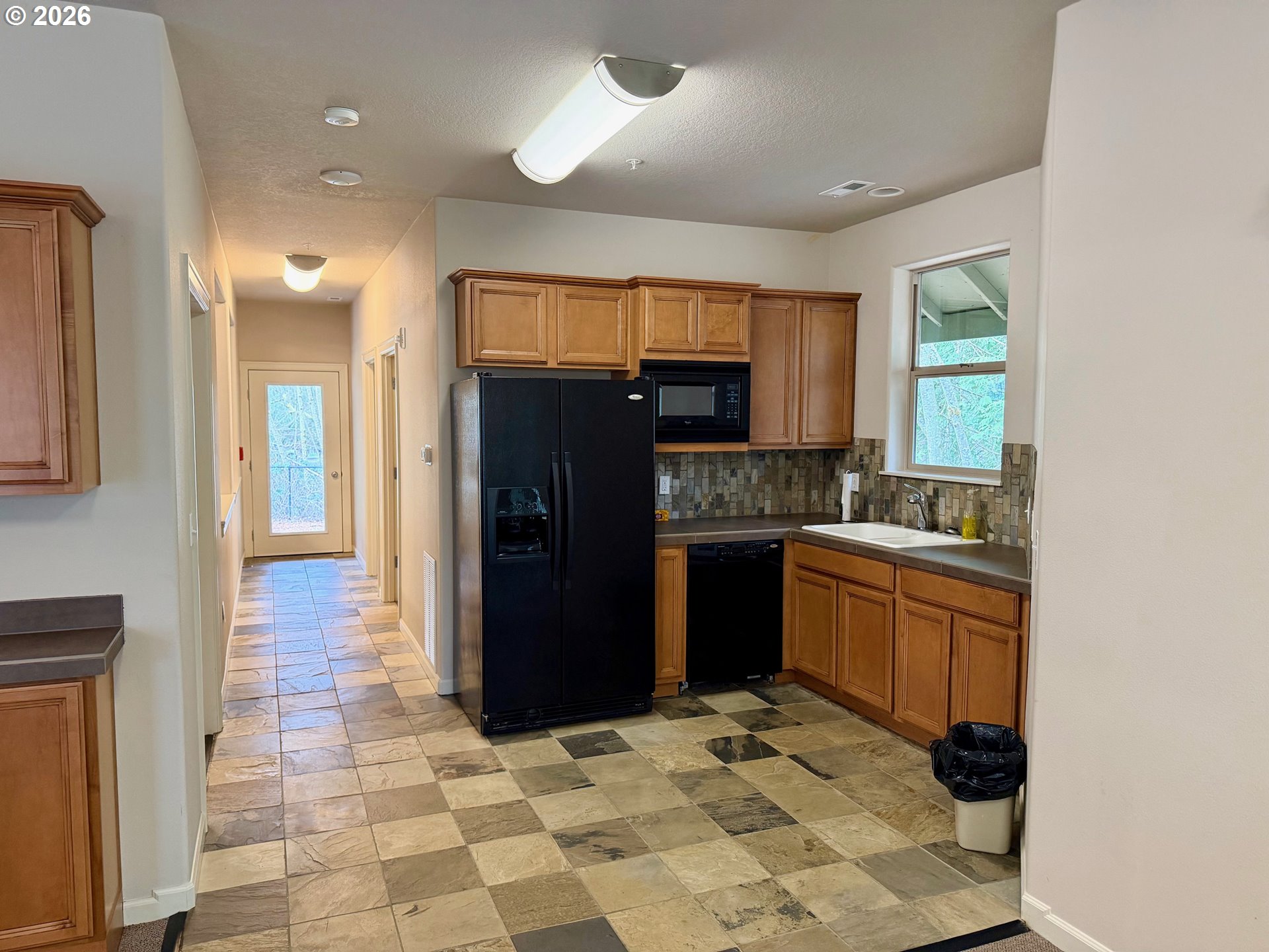 Photo #37: 155043607 Listing: Photo #37